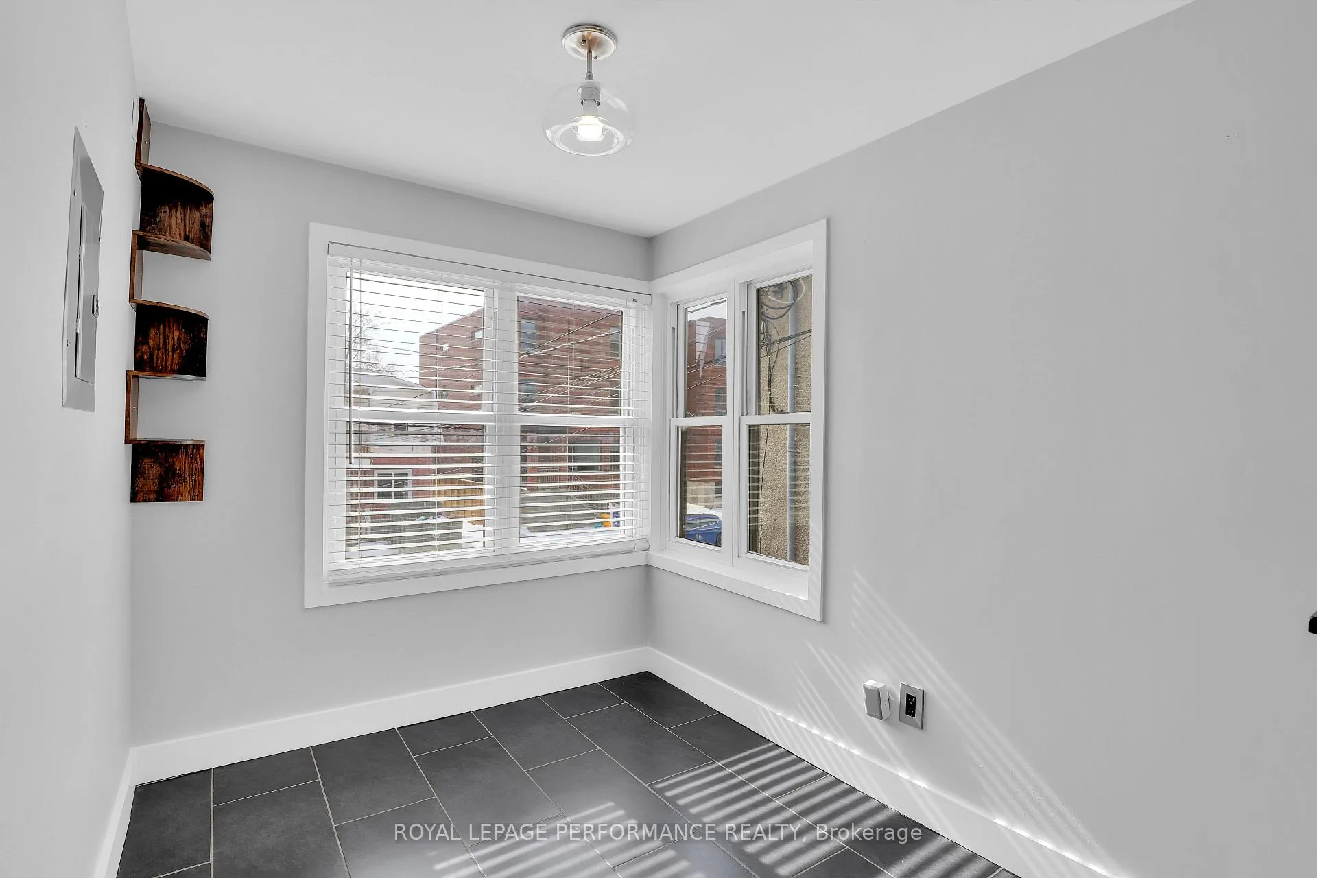 Photo 14 of 163 Laval Street, Ottawa, Vanier — HOMEH