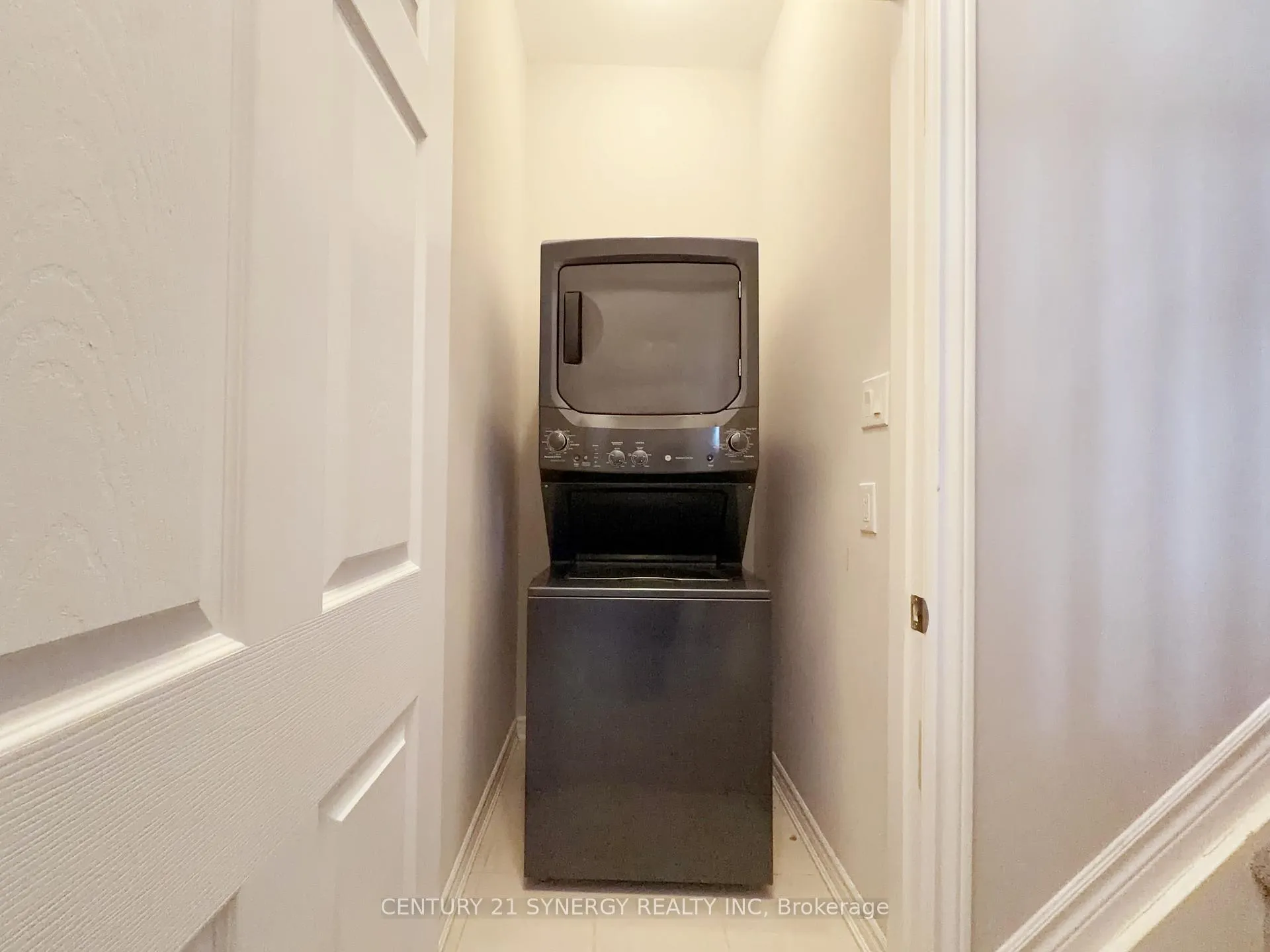 Photo 5 of 259 Brassy Minnow Crescent, Ottawa, Barrhaven - Half Moon Bay — HOMEH