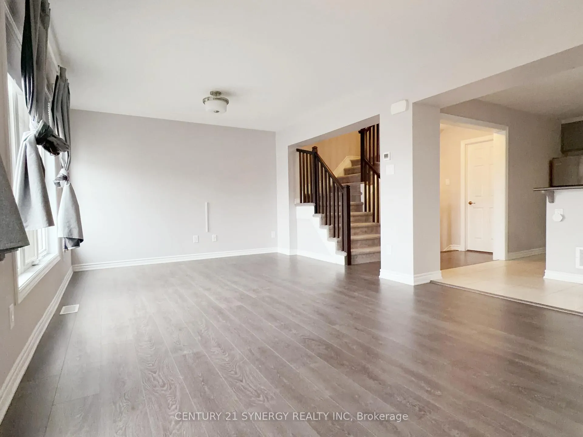 Photo 13 of 259 Brassy Minnow Crescent, Ottawa, Barrhaven - Half Moon Bay — HOMEH