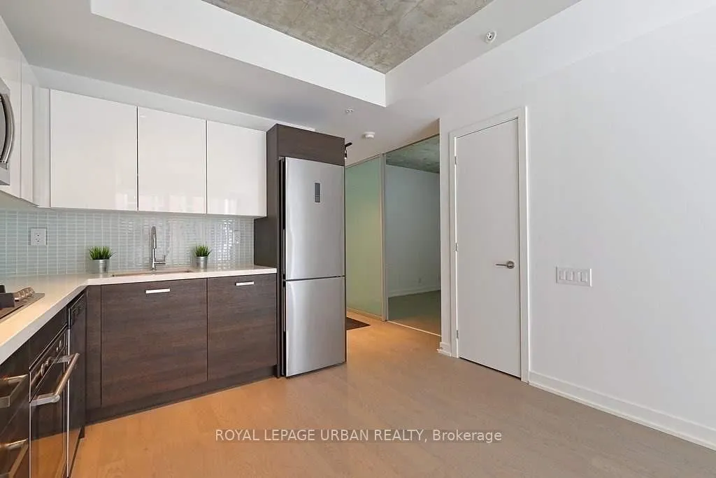 Photo 4 of Unit 721, 39 Brant Street, Toronto, Waterfront Communities — HOMEH