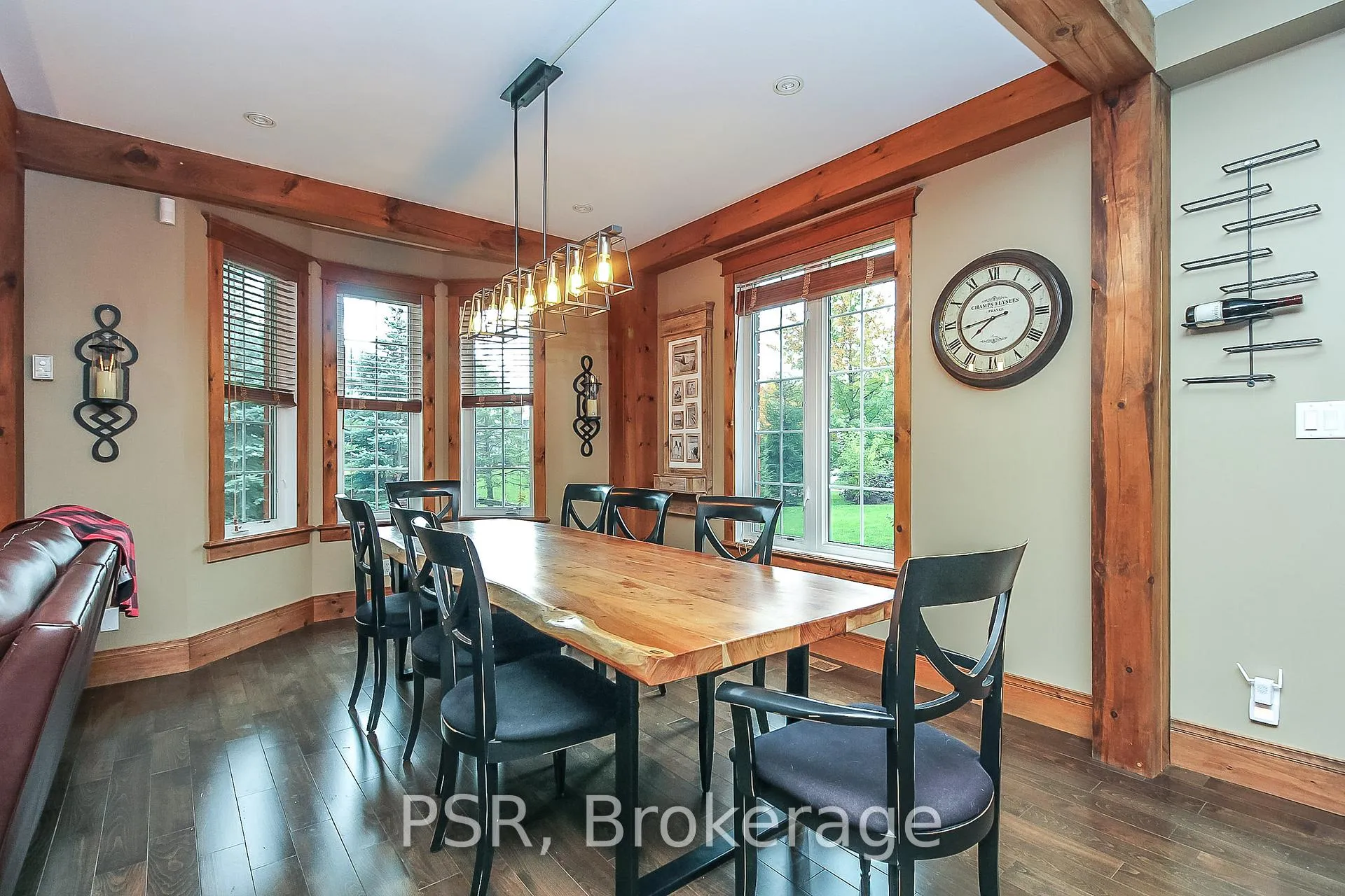 Photo 9 of 145 Snowbridge Way, Blue Mountains — HOMEH