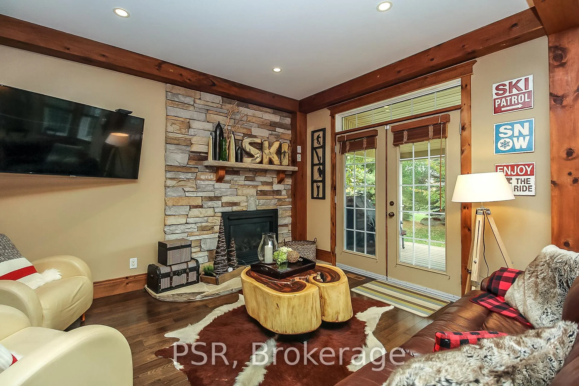 Photo 11 of 145 Snowbridge Way, Blue Mountains — HOMEH