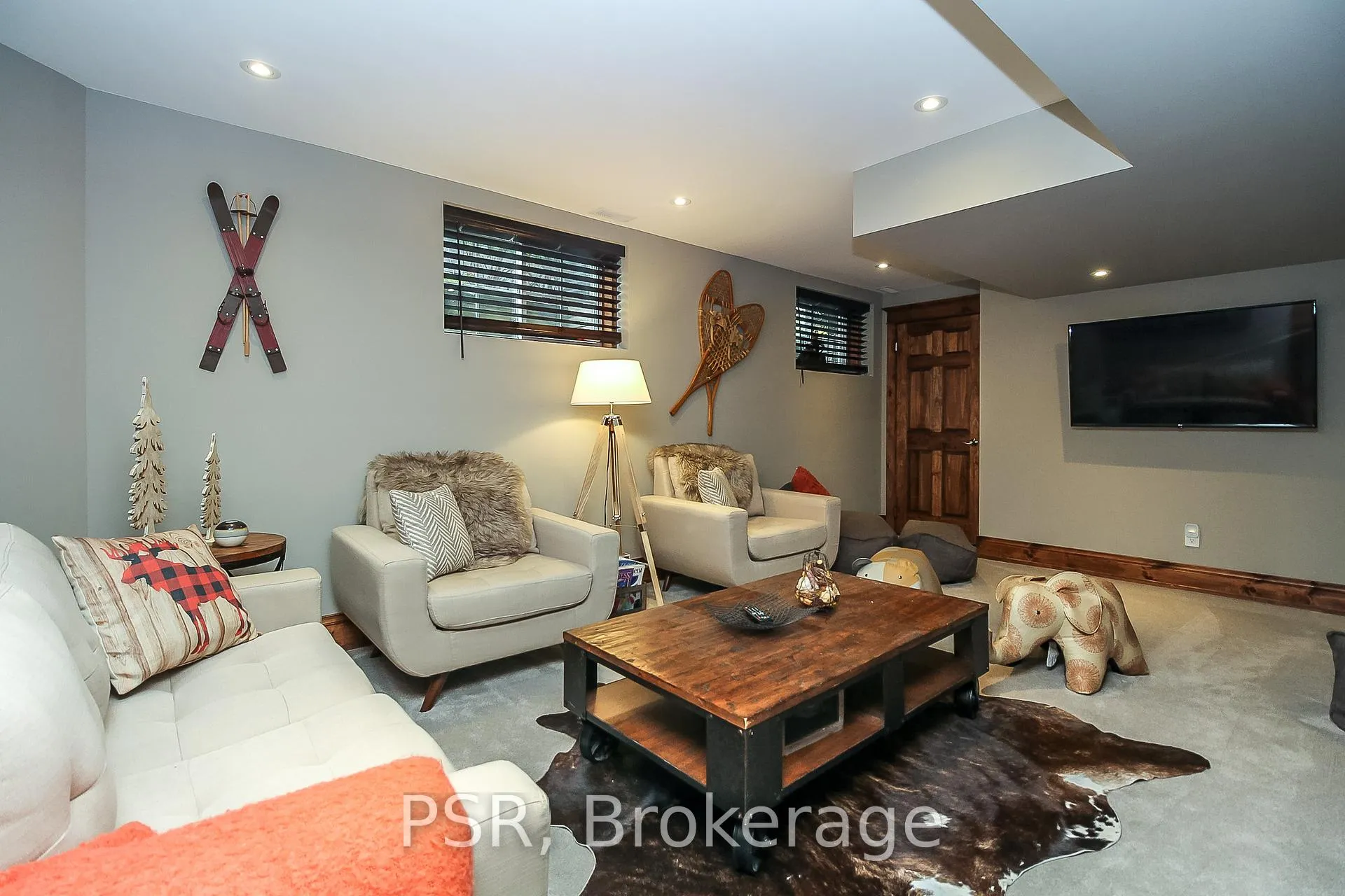 Photo 13 of 145 Snowbridge Way, Blue Mountains — HOMEH
