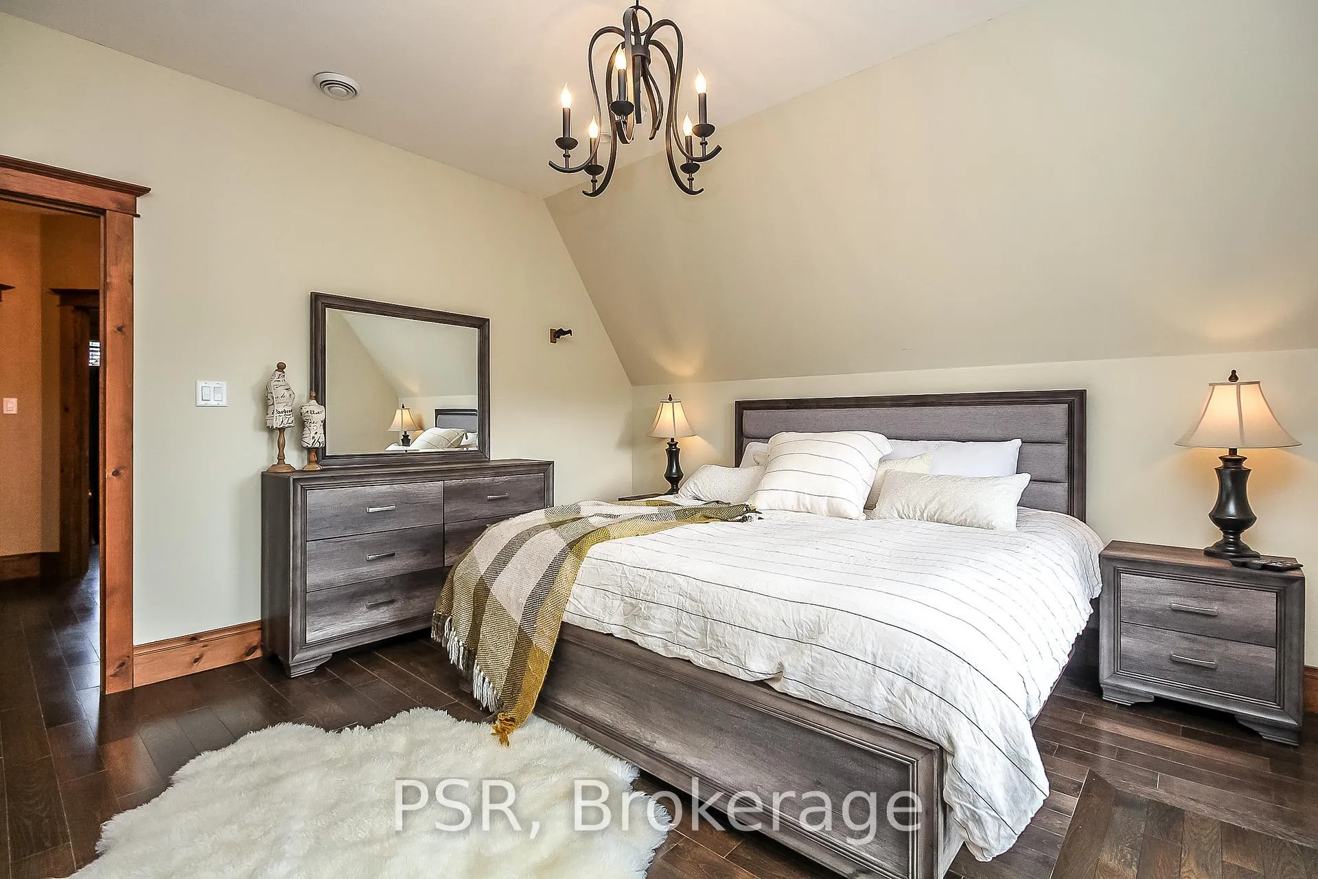 Photo 21 of 145 Snowbridge Way, Blue Mountains — HOMEH