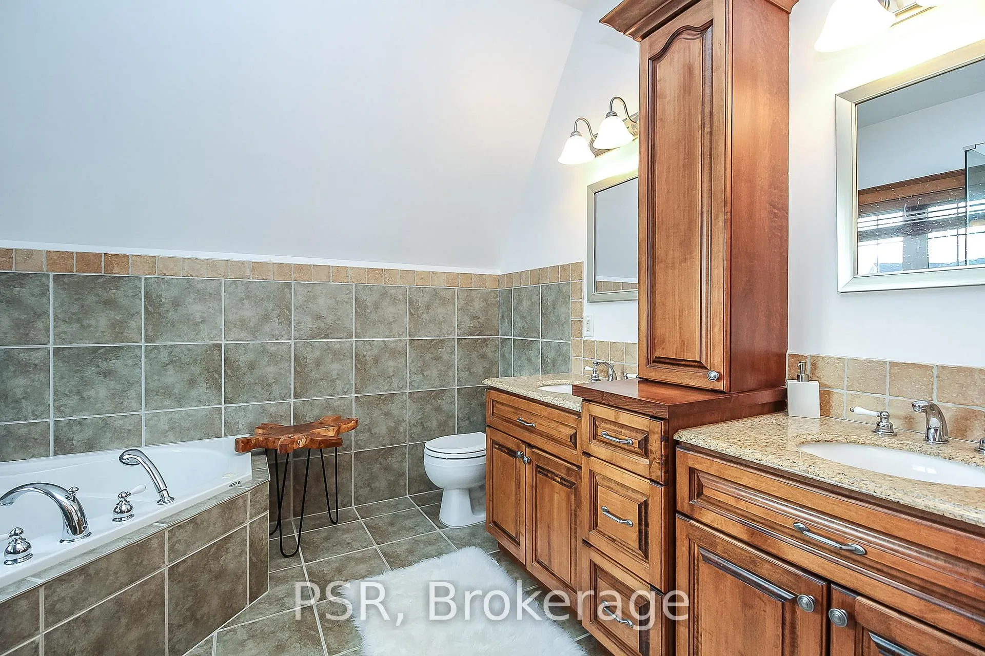 Photo 22 of 145 Snowbridge Way, Blue Mountains — HOMEH