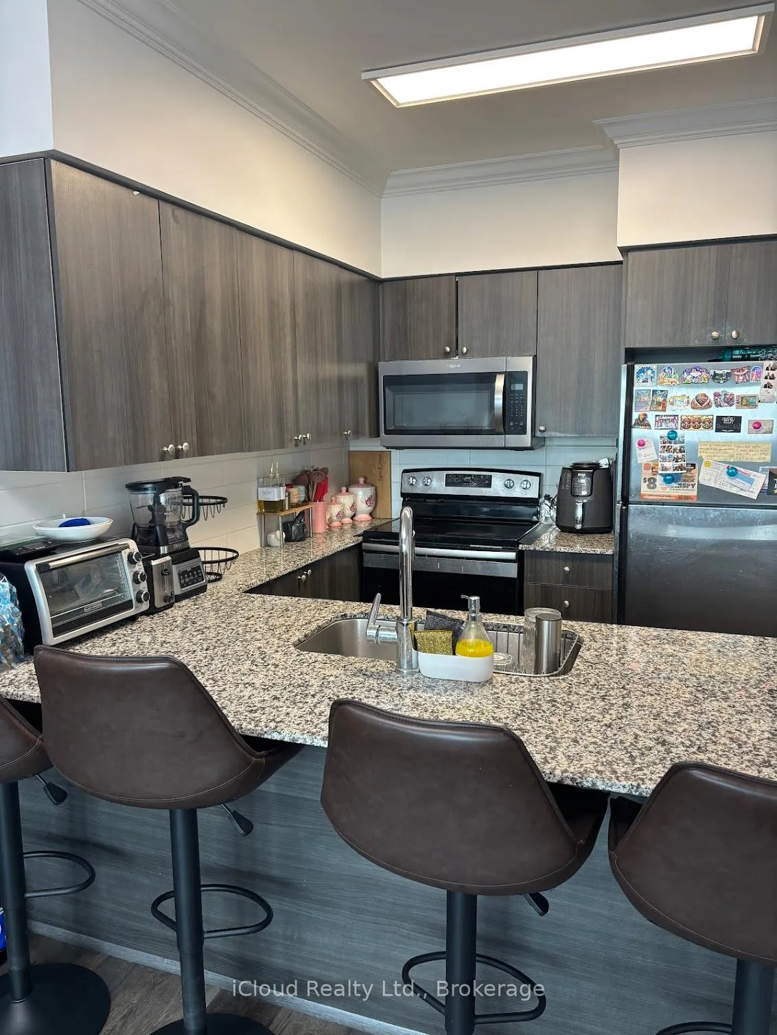 Photo 4 of Unit 309, 1235 Bayly Street, Pickering, Bay Ridges — HOMEH