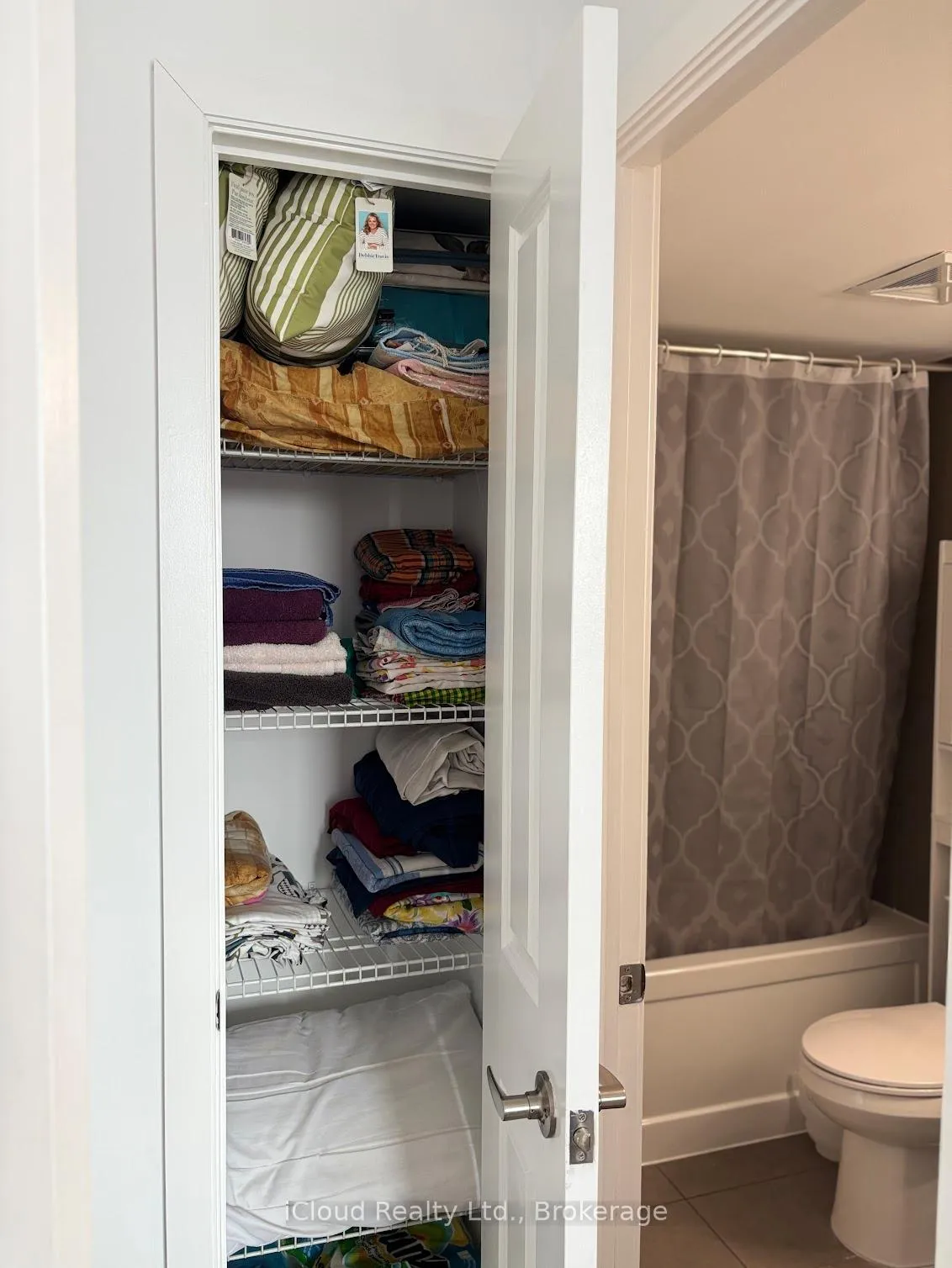 Photo 13 of Unit 309, 1235 Bayly Street, Pickering, Bay Ridges — HOMEH