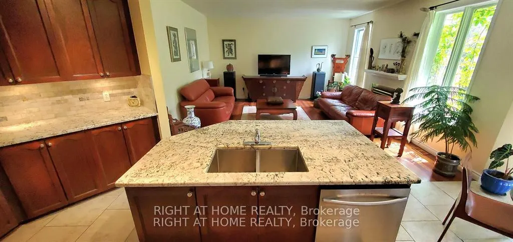 Photo 16 of 142 Windhurst Drive, Ottawa, Barrhaven East — HOMEH