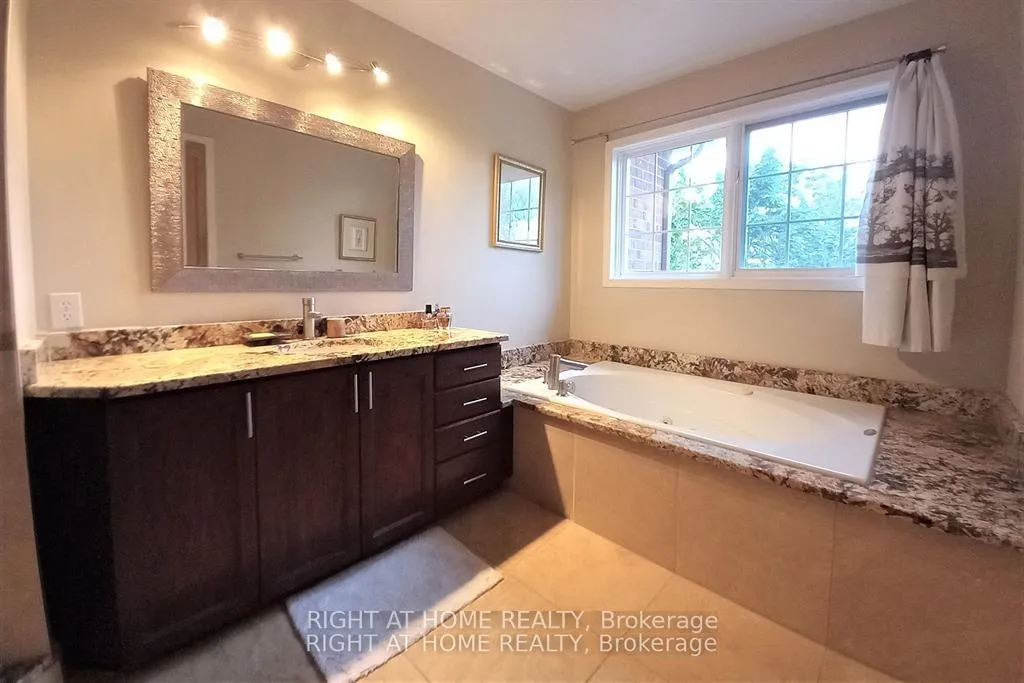 Photo 29 of 142 Windhurst Drive, Ottawa, Barrhaven East — HOMEH