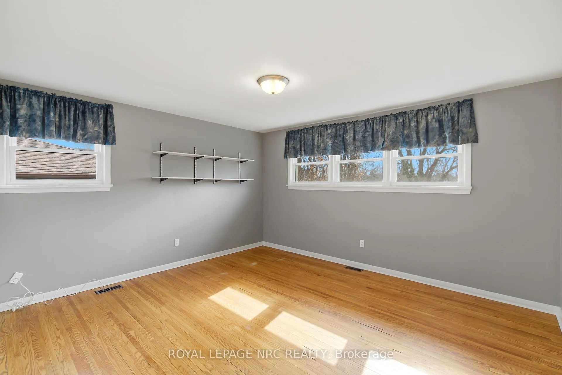 Photo 18 of 20 Colbeck Drive, Welland, Prince Charles — HOMEH