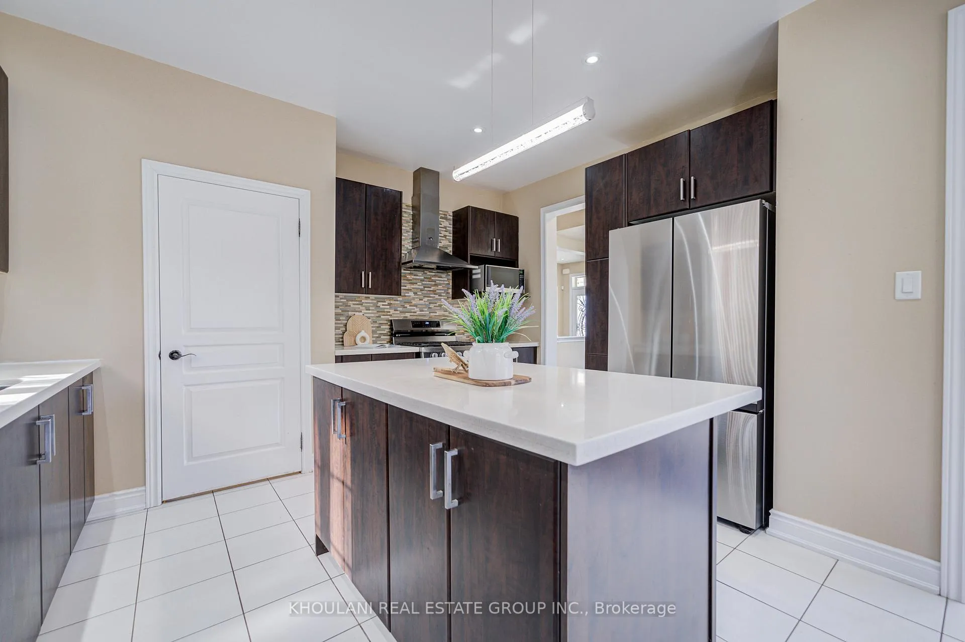 Photo 14 of 13 Brentwick Drive, Brampton, Credit Valley — HOMEH
