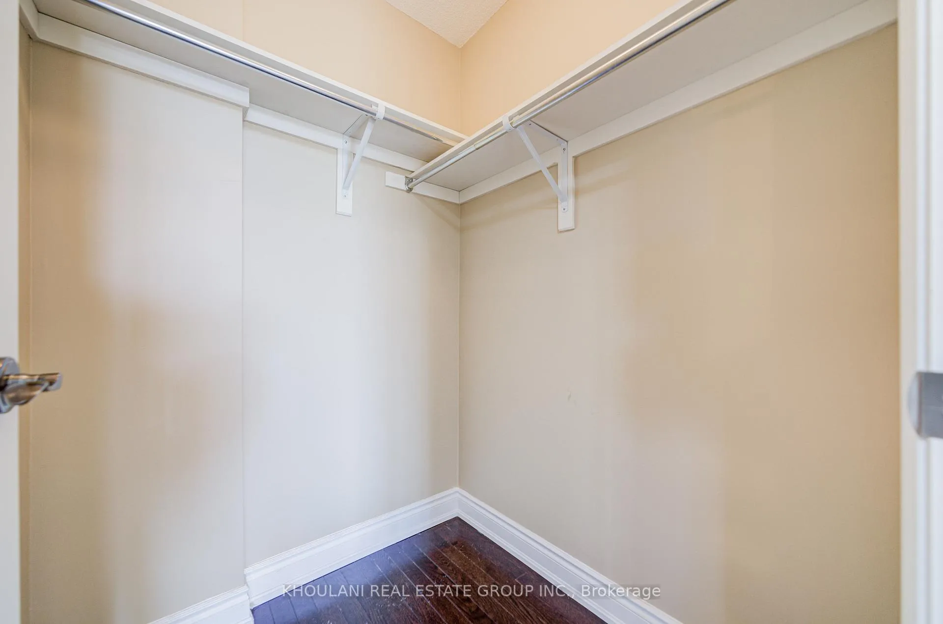 Photo 26 of 13 Brentwick Drive, Brampton, Credit Valley — HOMEH