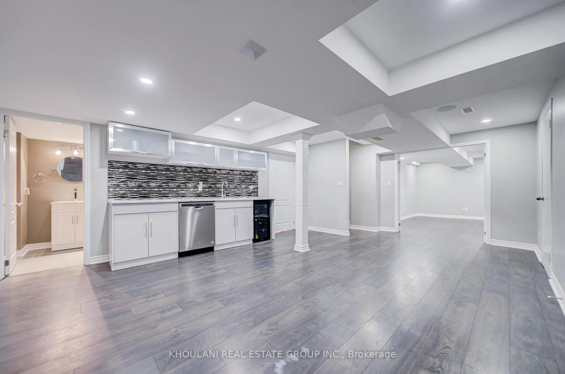 Photo 37 of 13 Brentwick Drive, Brampton, Credit Valley — HOMEH