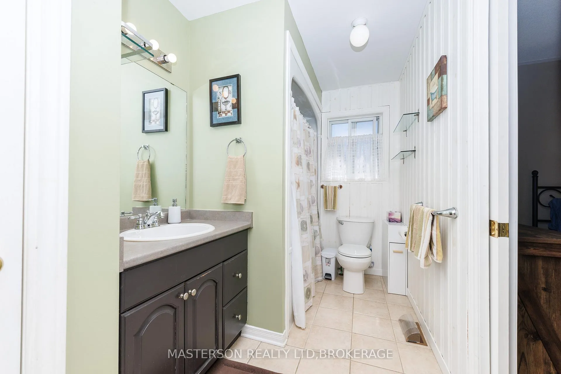 Photo 17 of 17 Lorne Street, St. Catharines, E. Chester — HOMEH