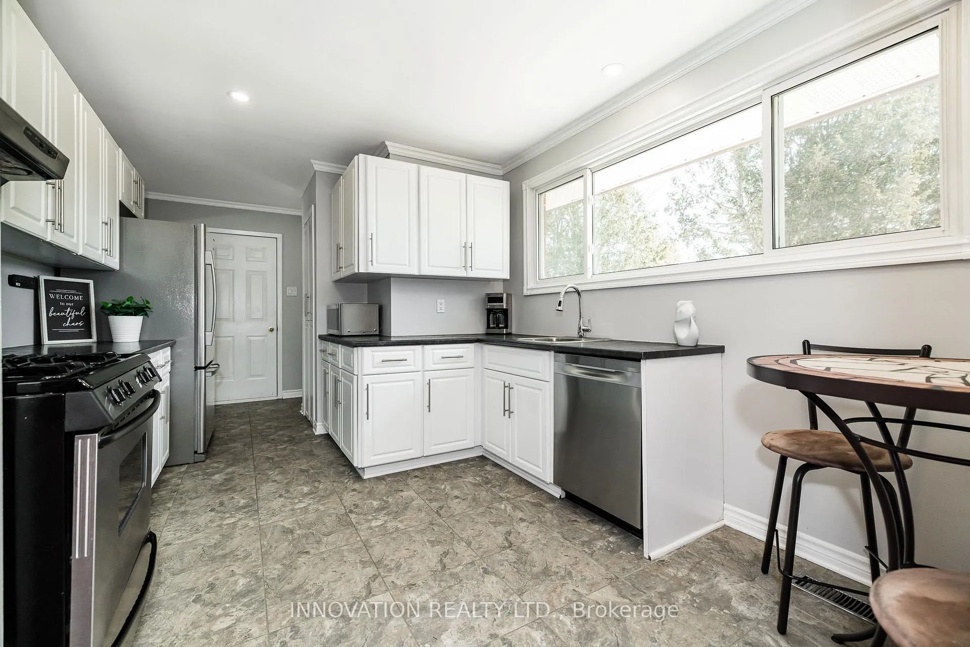 Photo 10 of 1303 Fairway Drive, Ottawa, Manotick South to Roger Stevens — HOMEH