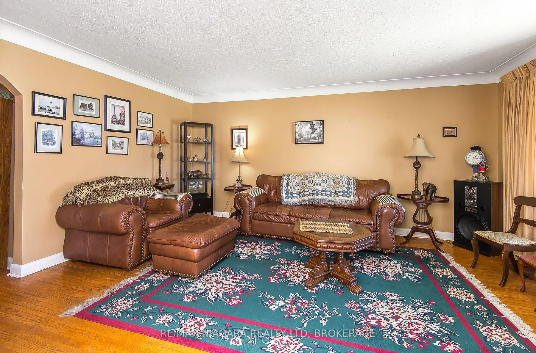 Photo 8 of 88 Golden Boulevard E, Welland, Lincoln/Crowland — HOMEH