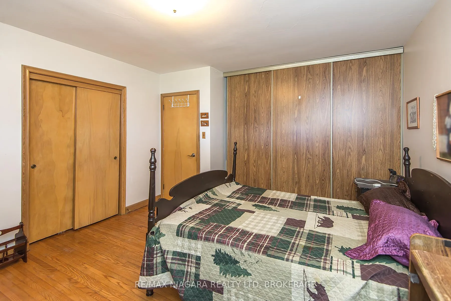 Photo 12 of 88 Golden Boulevard E, Welland, Lincoln/Crowland — HOMEH