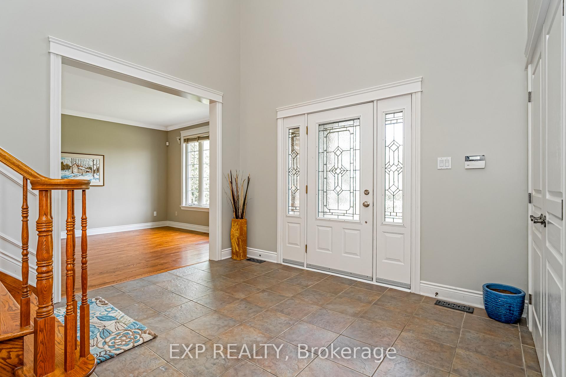 Photo 3 of 1125 Waterpark Place, Ottawa, Manotick Long Island & Nicholls Island — HOMEH