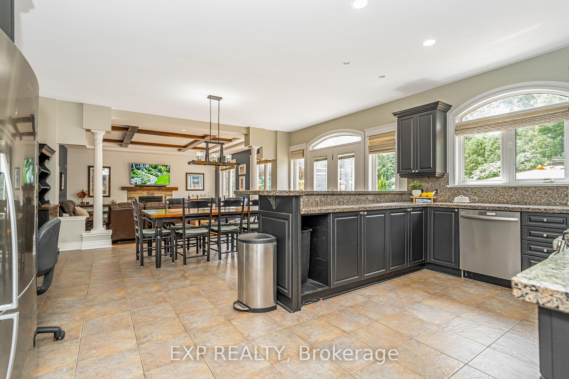 Photo 6 of 1125 Waterpark Place, Ottawa, Manotick Long Island & Nicholls Island — HOMEH
