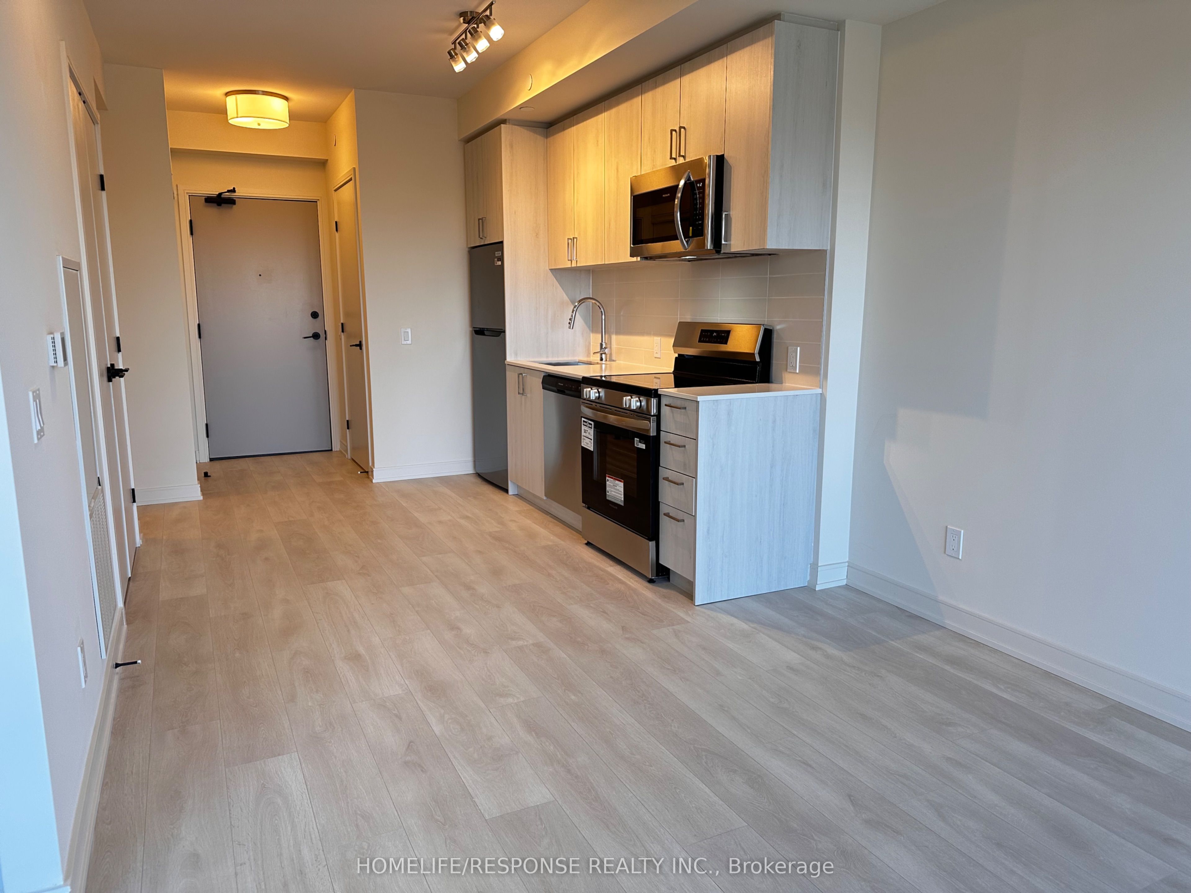 Photo 8 of Unit 605, 8020 Derry Road, Milton, Coates — HOMEH