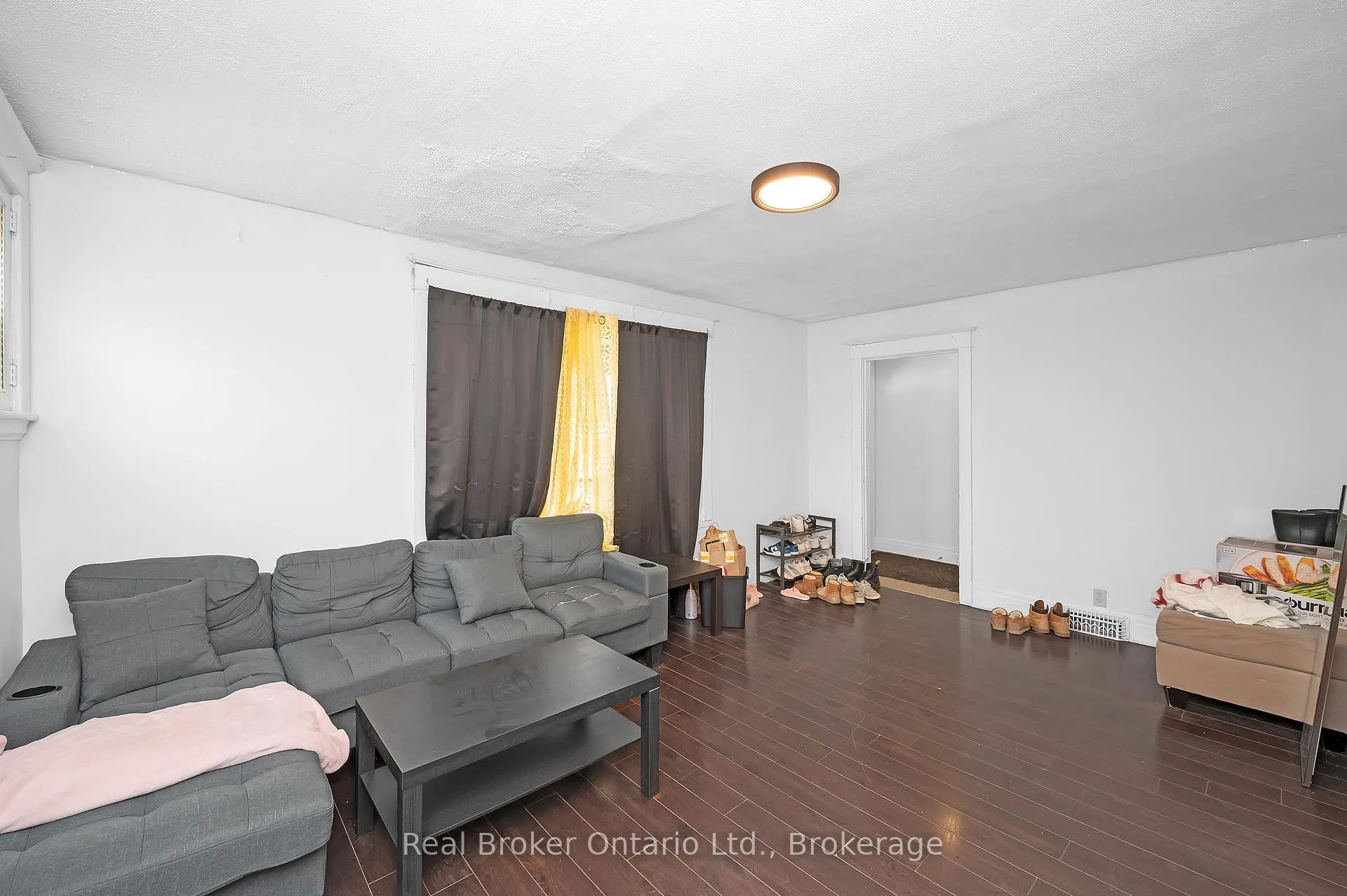 Photo 9 of 43 Sterling Street, Hamilton, Westdale — HOMEH