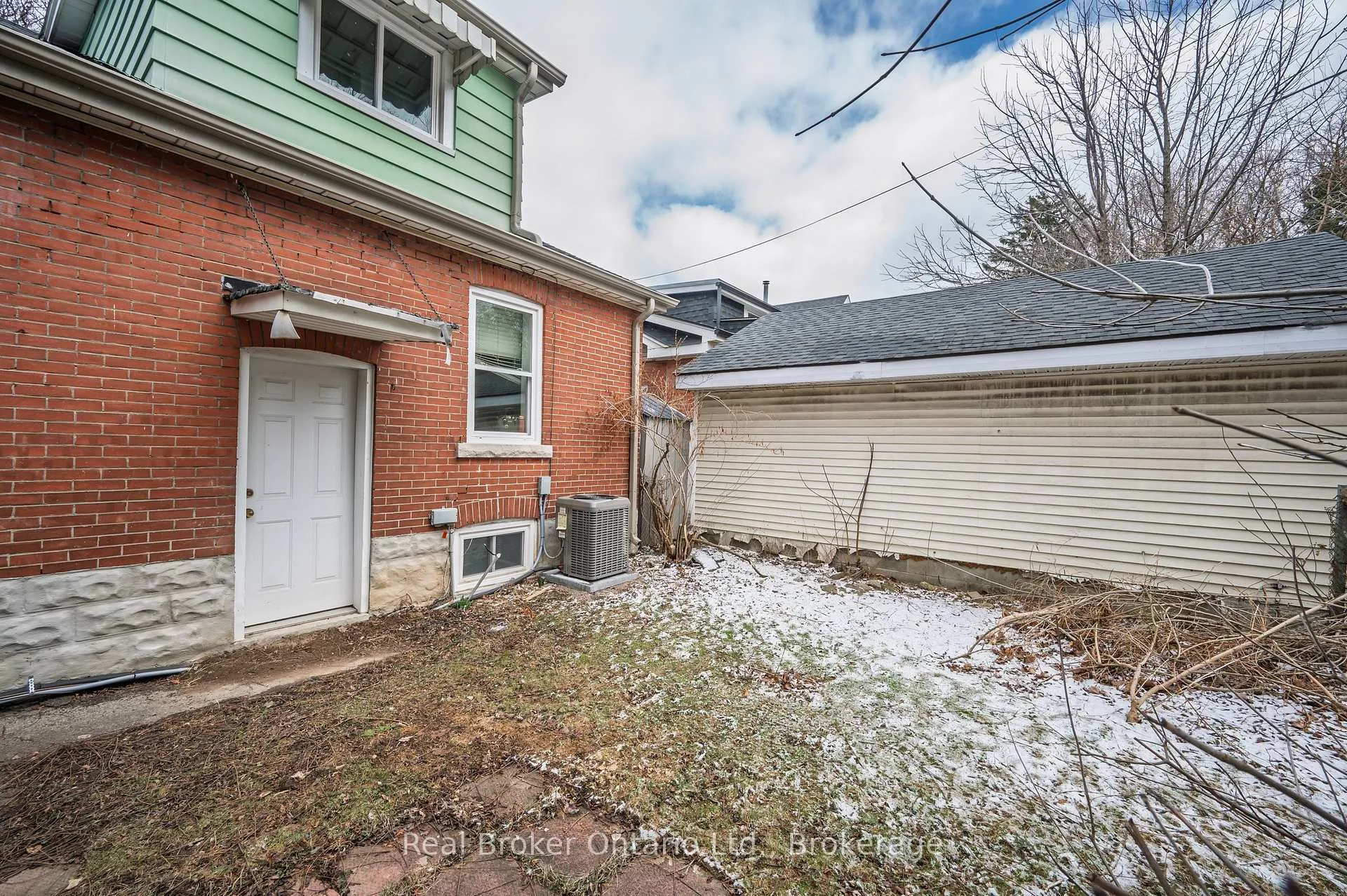 Photo 34 of 43 Sterling Street, Hamilton, Westdale — HOMEH