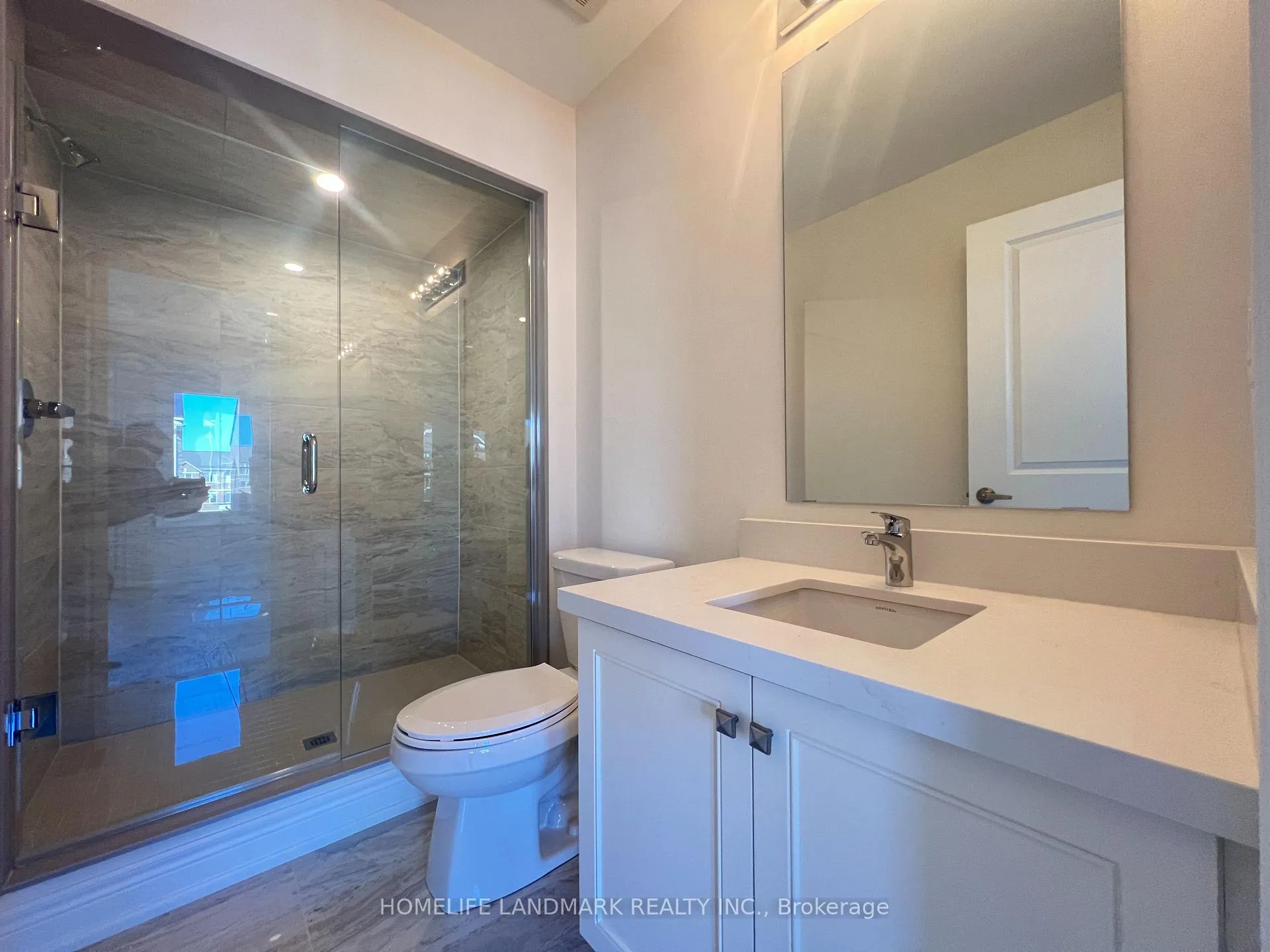Photo 9 of 2808 Tippett Mews, Pickering, Rural Pickering — HOMEH