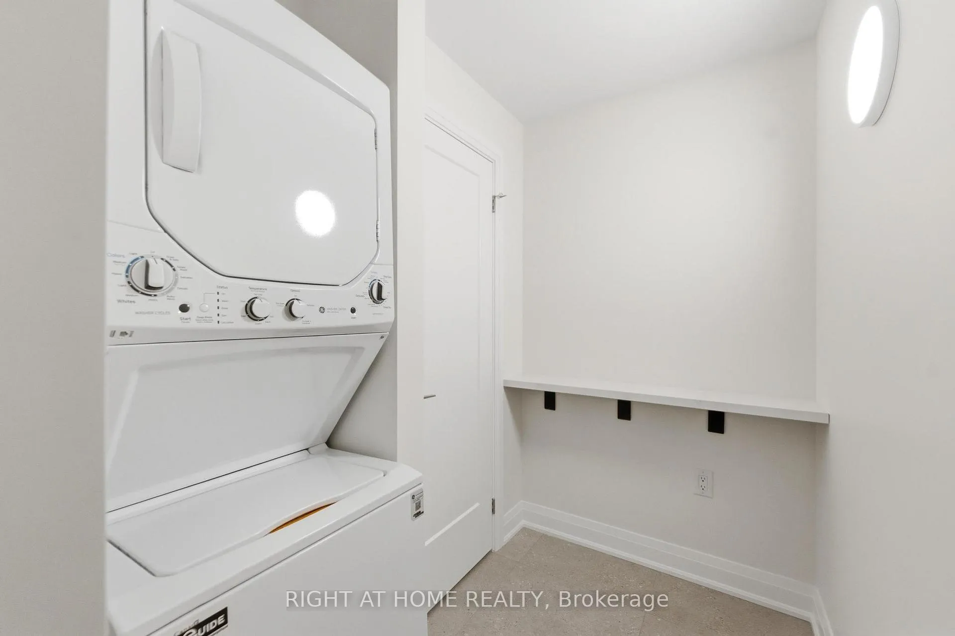 Photo 14 of Unit LOWER, 187 Oak Avenue, Hamilton, Landsdale — HOMEH