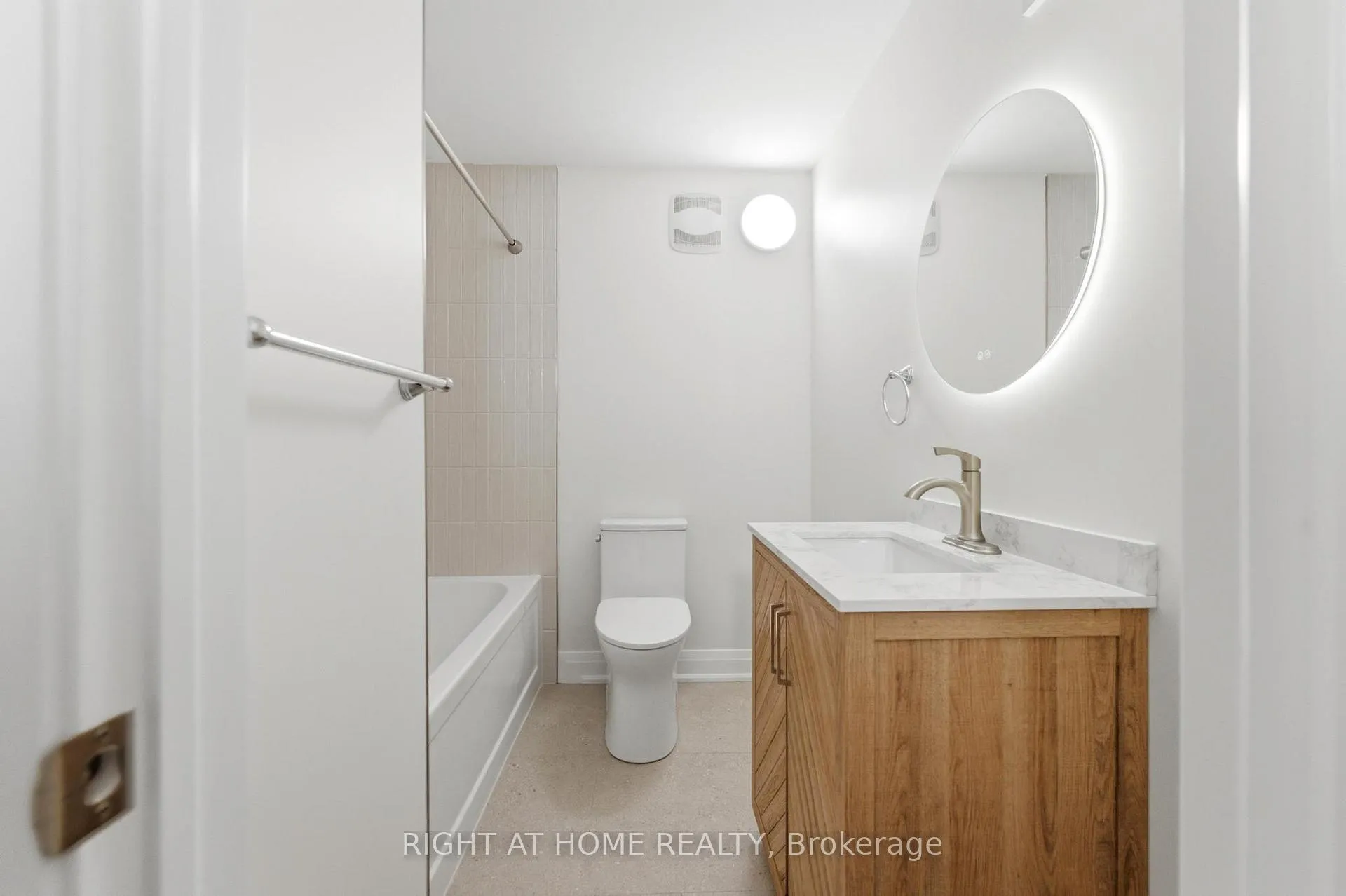 Photo 16 of Unit LOWER, 187 Oak Avenue, Hamilton, Landsdale — HOMEH