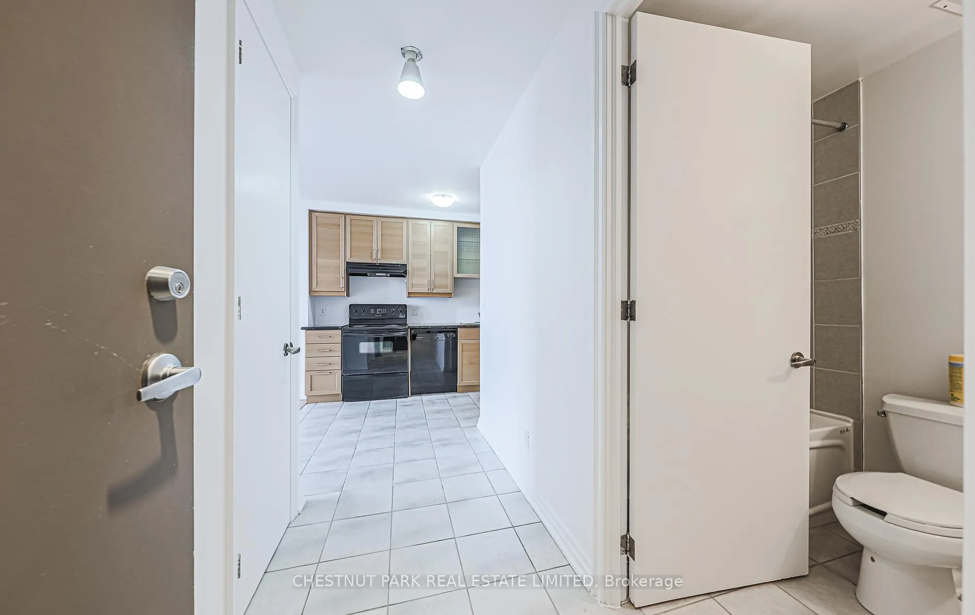 Photo 7 of Unit UPH206, 797 Don Mills Road, Toronto, Flemingdon Park — HOMEH