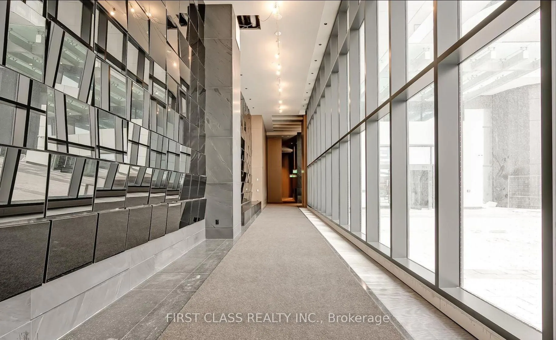 Photo 5 of Unit 3703, 8 Interchange Way, Vaughan, Vaughan Corporate Centre — HOMEH