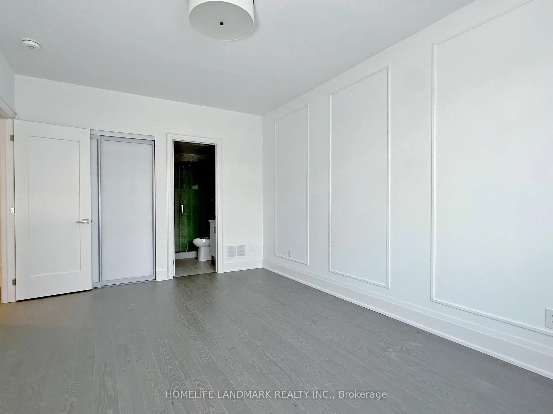 Photo 4 of 45 Gandhi Lane, Markham, Commerce Valley — HOMEH