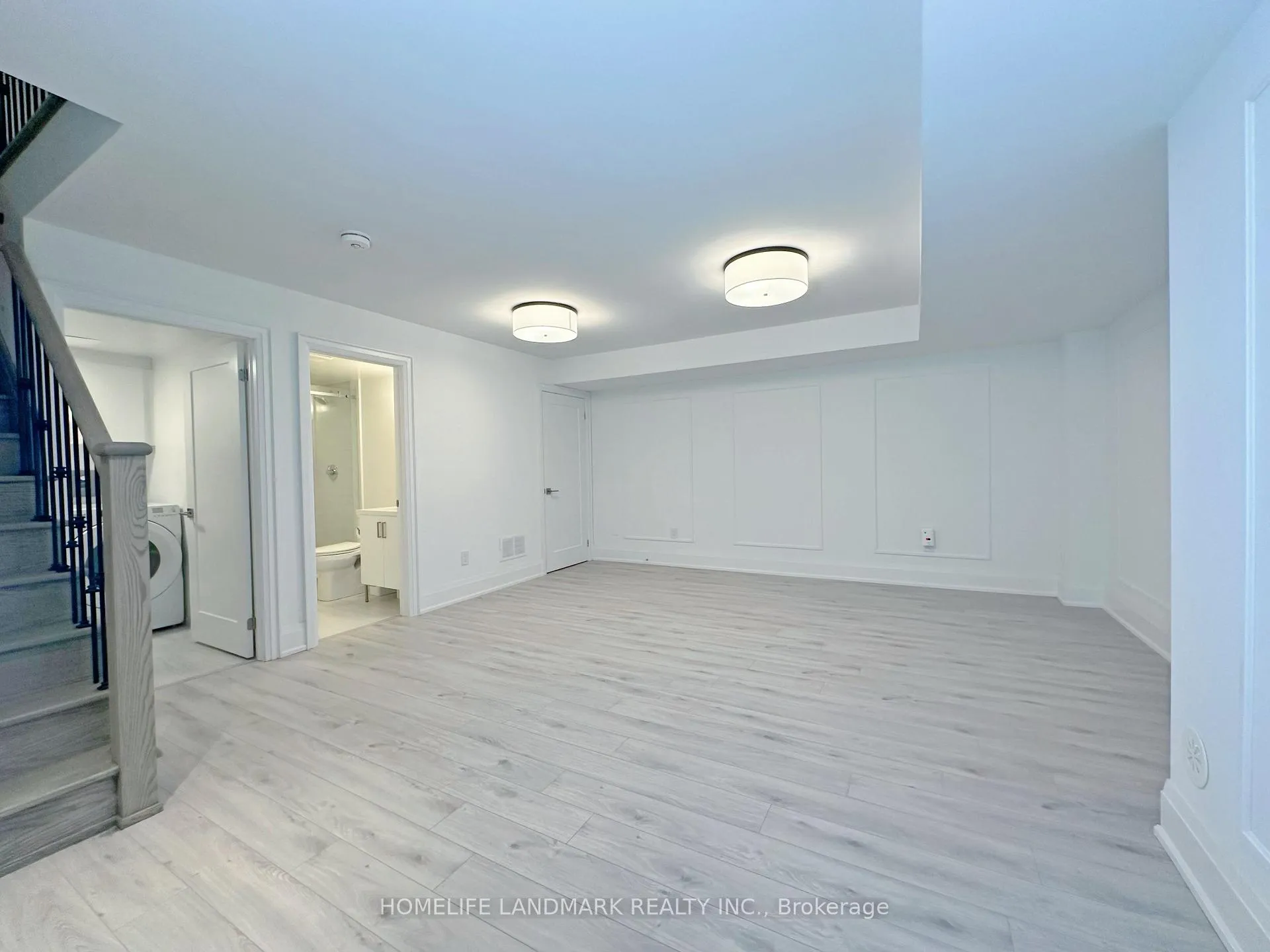 Photo 25 of 45 Gandhi Lane, Markham, Commerce Valley — HOMEH