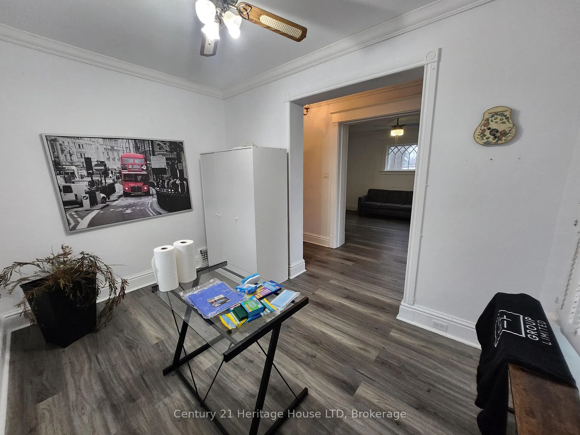 Photo 5 of 8269 Willoughby Drive, Niagara Falls, Chippawa — HOMEH