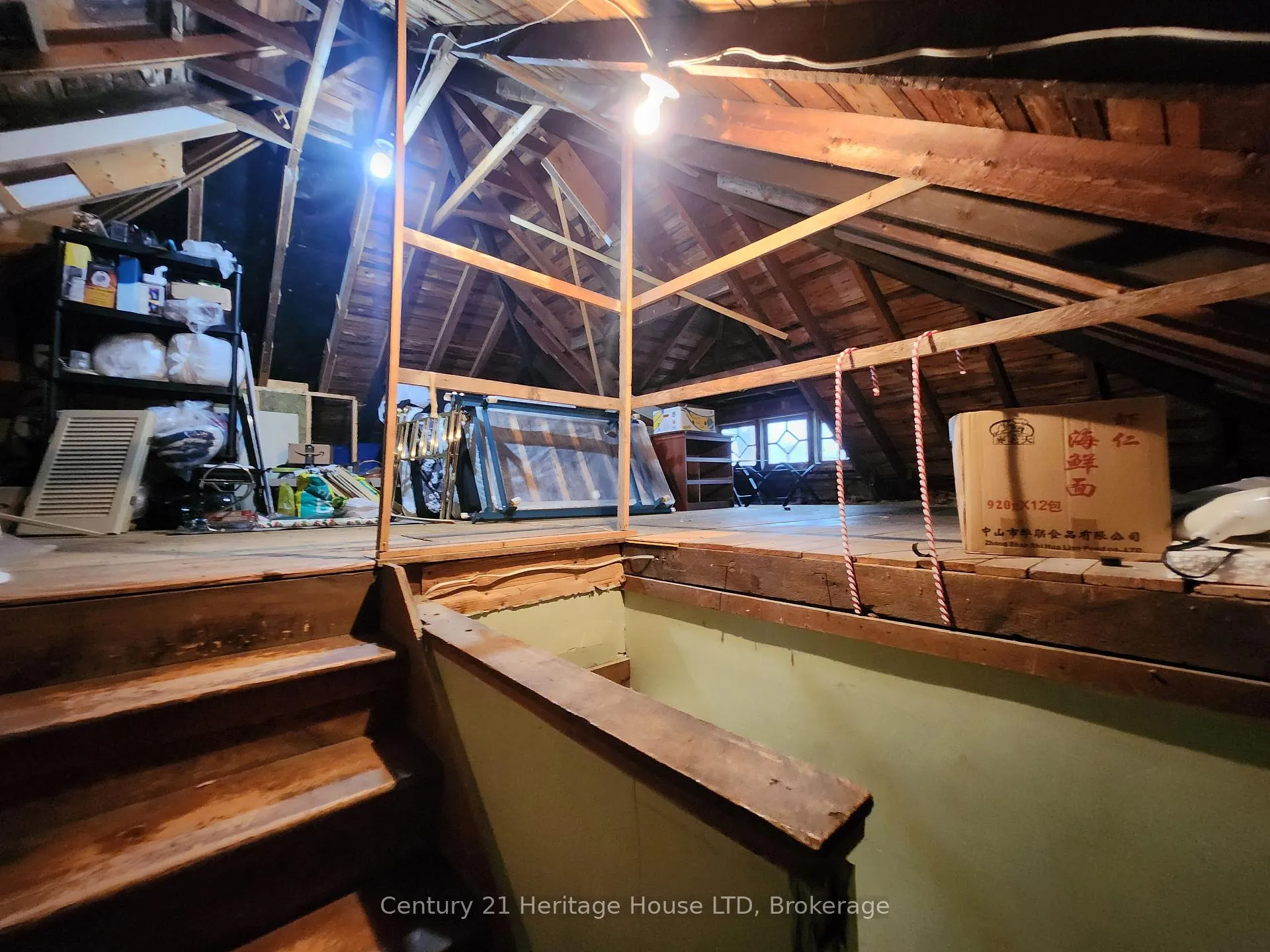 Photo 23 of 8269 Willoughby Drive, Niagara Falls, Chippawa — HOMEH