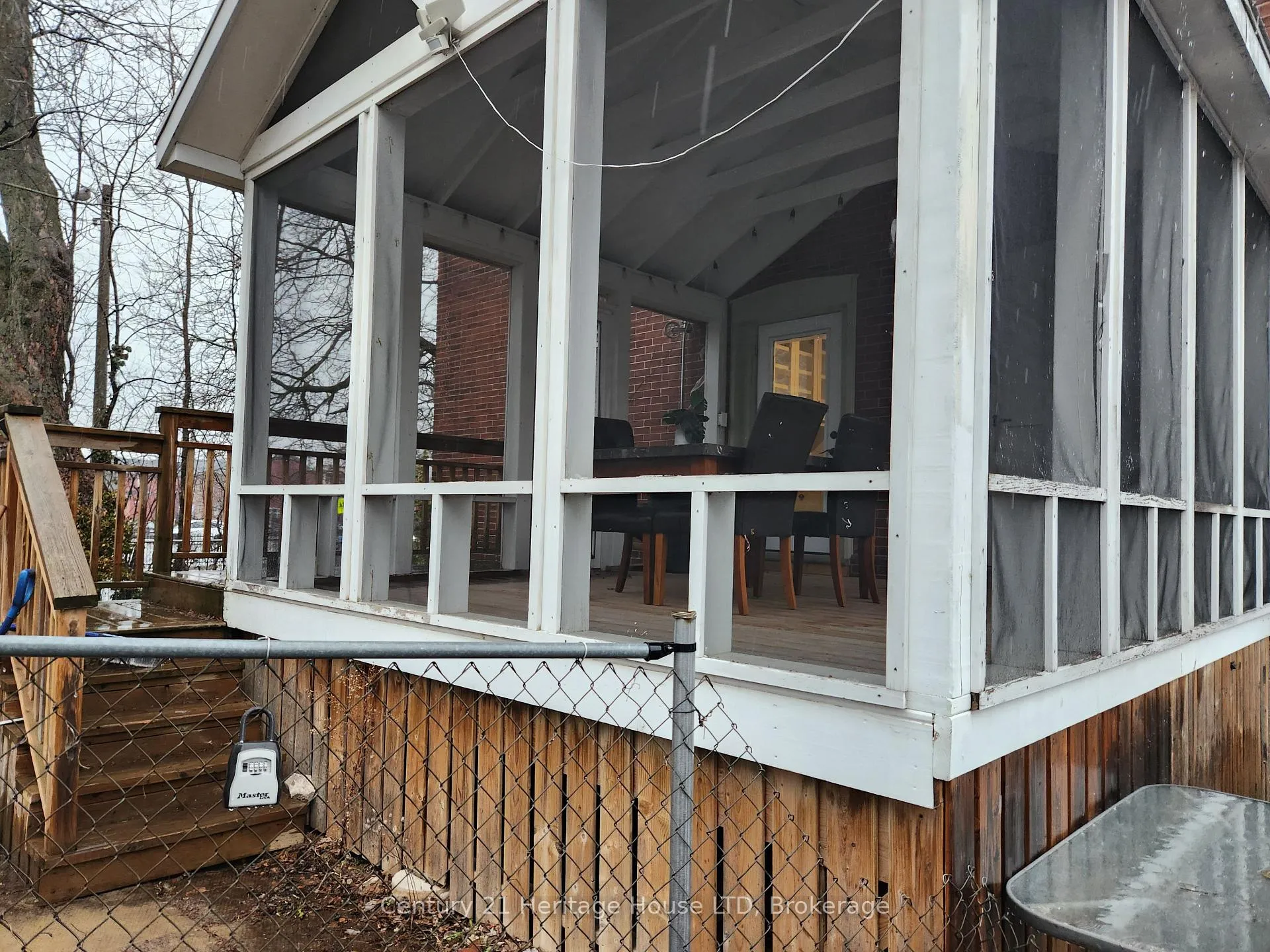 Photo 25 of 8269 Willoughby Drive, Niagara Falls, Chippawa — HOMEH