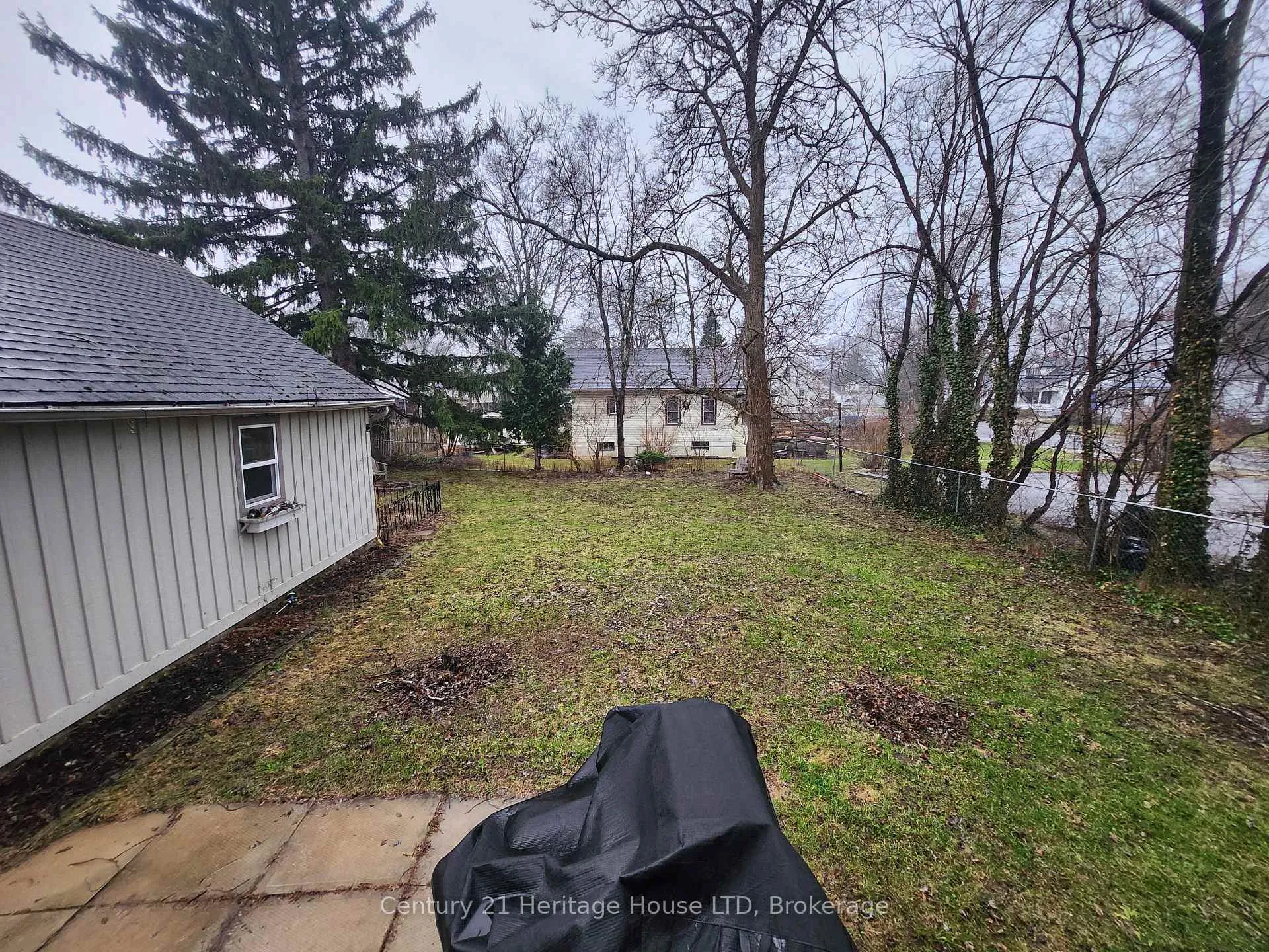 Photo 27 of 8269 Willoughby Drive, Niagara Falls, Chippawa — HOMEH
