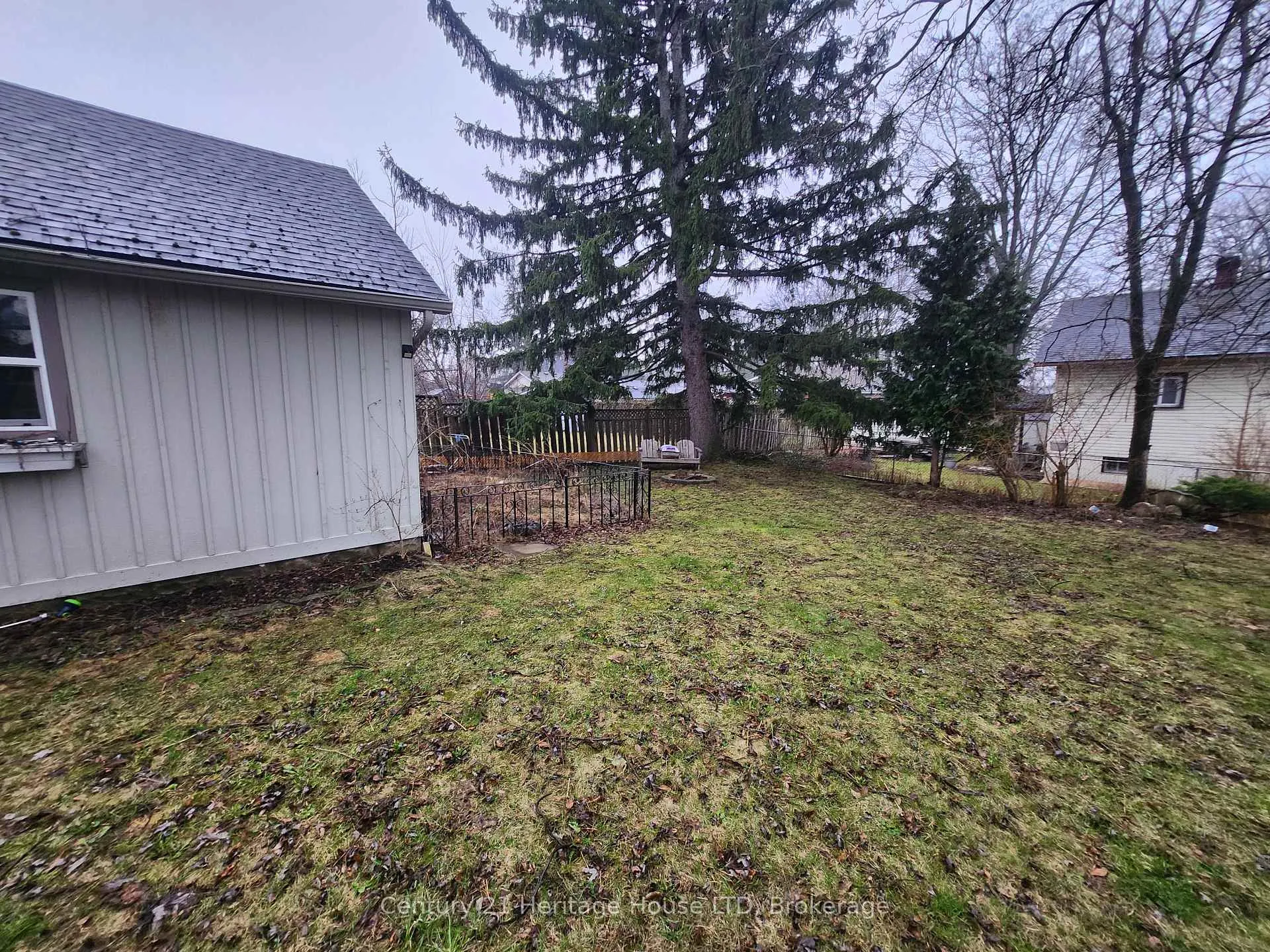 Photo 28 of 8269 Willoughby Drive, Niagara Falls, Chippawa — HOMEH
