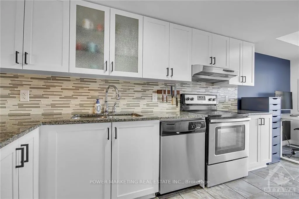 Photo 3 of Unit 38, 112 Bluestone Private, Ottawa, Avalon West — HOMEH