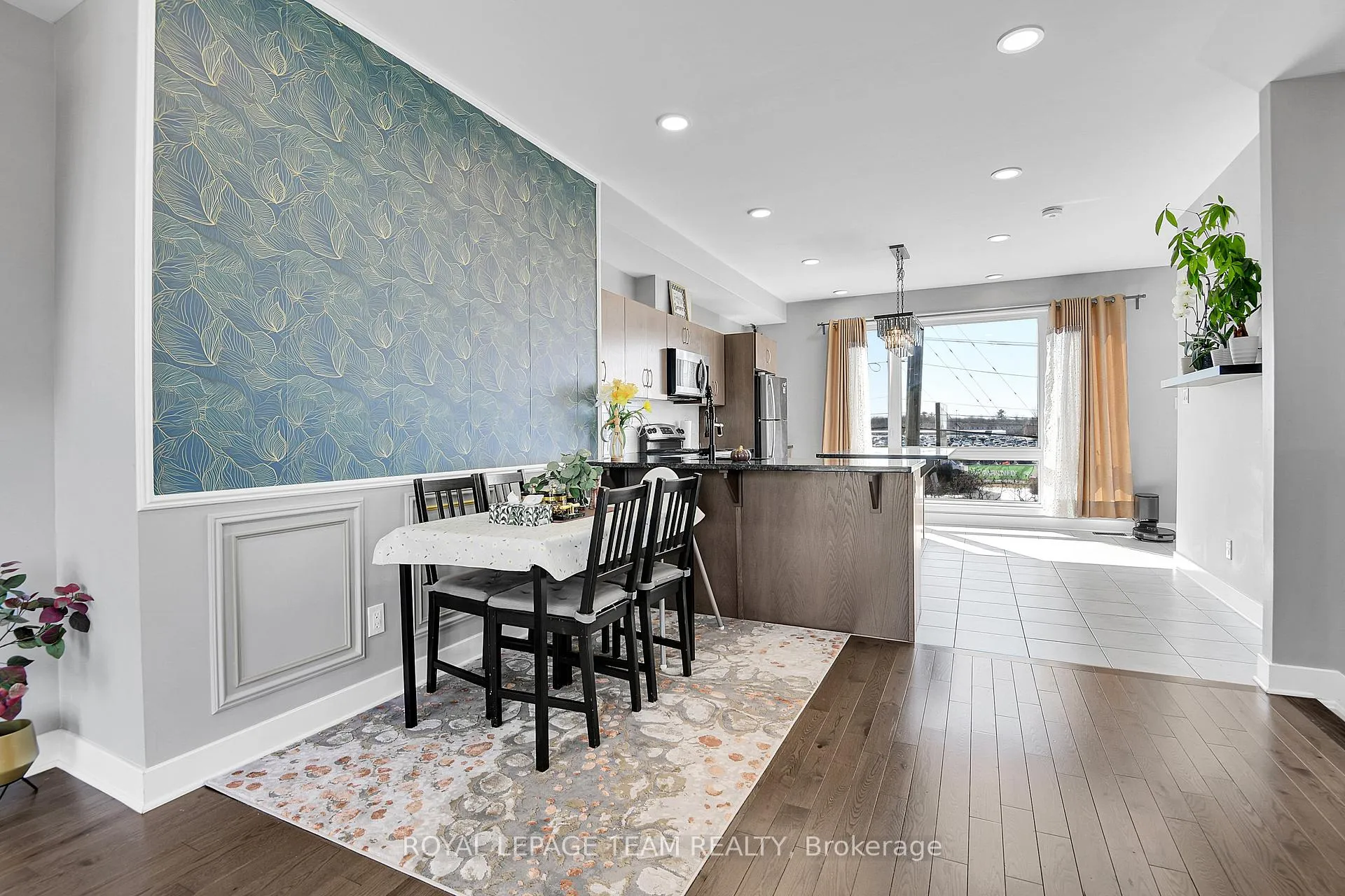 Photo 11 of 412 Terravita Private, Ottawa, Windsor Park Village — HOMEH
