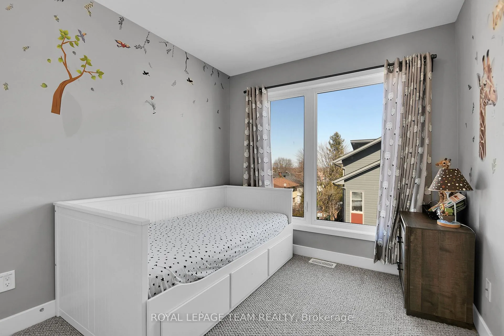 Photo 24 of 412 Terravita Private, Ottawa, Windsor Park Village — HOMEH