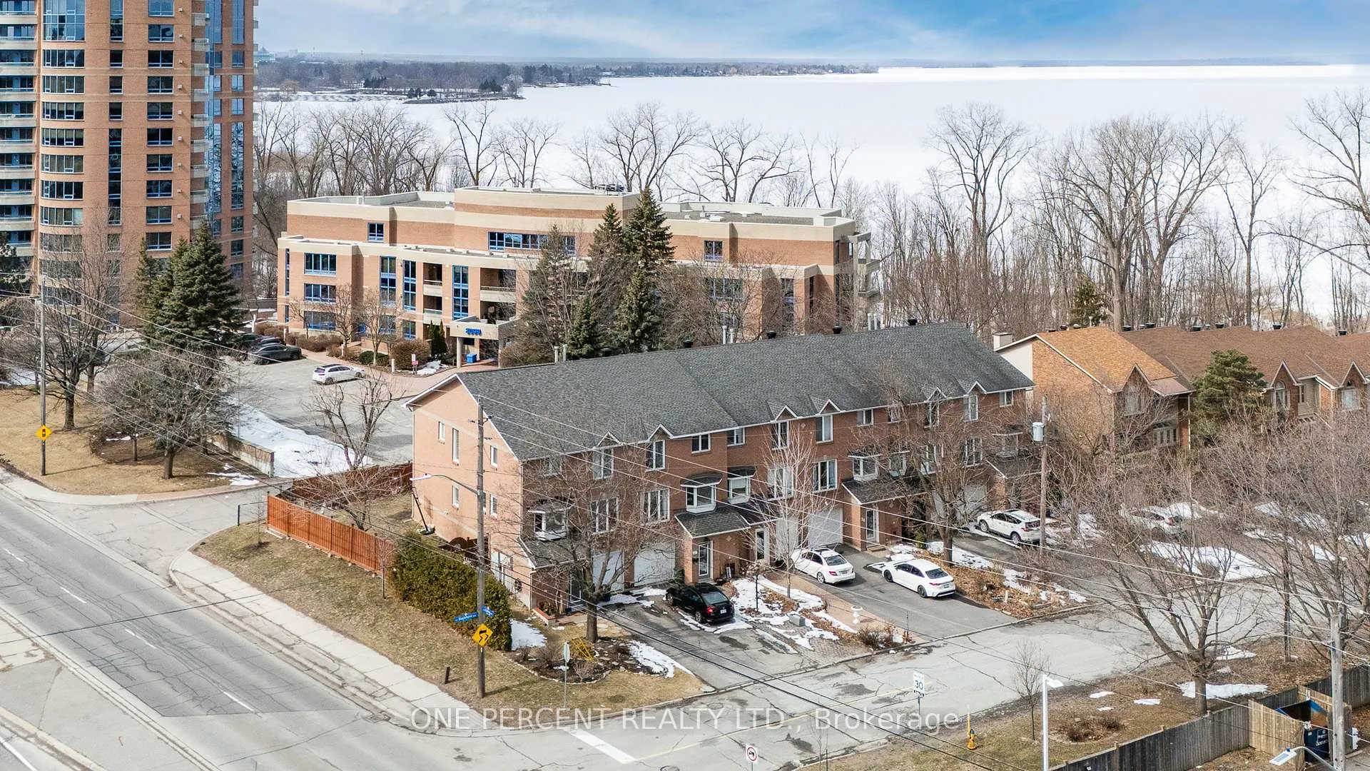 Photo 2 of 30 Maplehurst Avenue, Ottawa, Bayshore — HOMEH