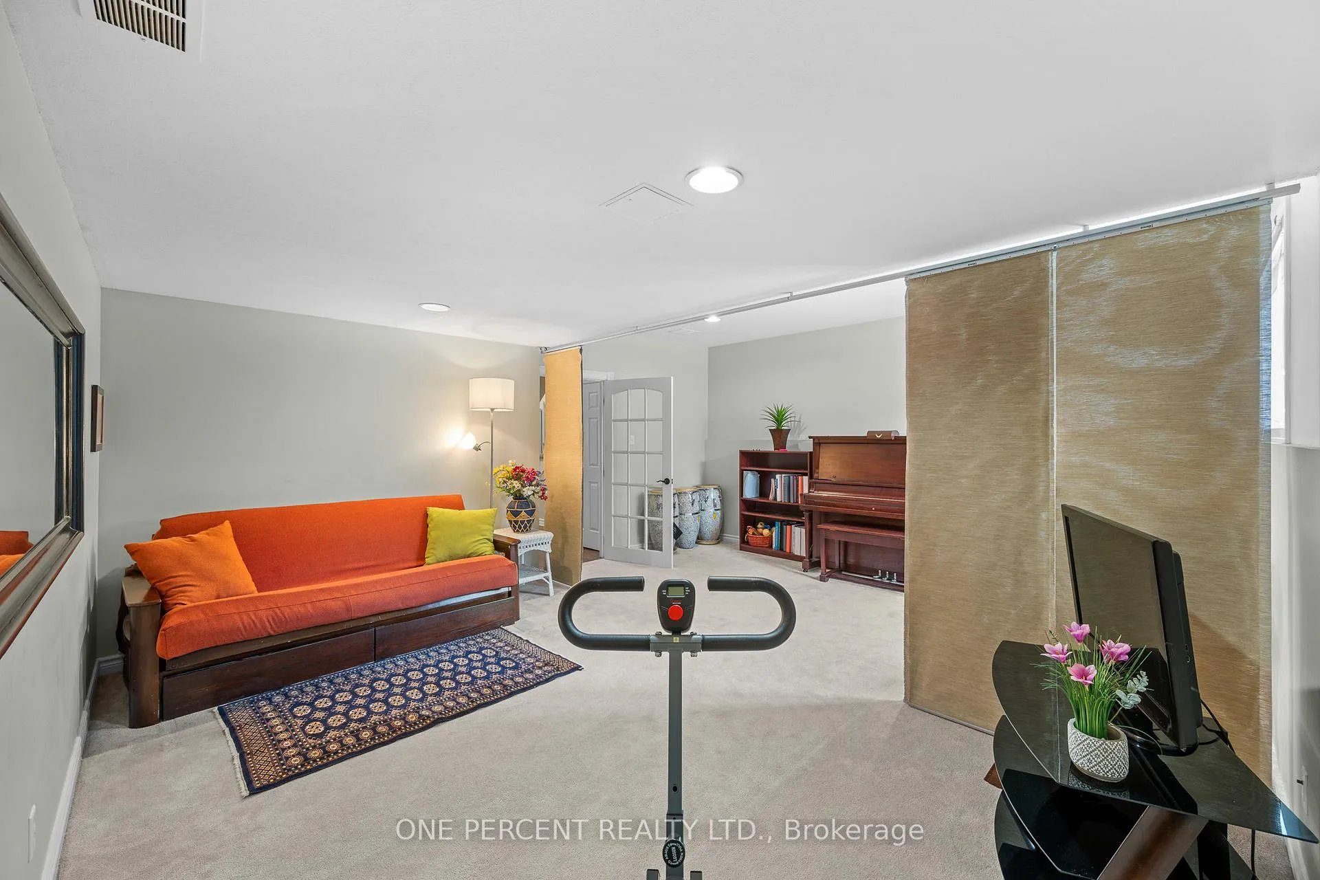 Photo 9 of 30 Maplehurst Avenue, Ottawa, Bayshore — HOMEH
