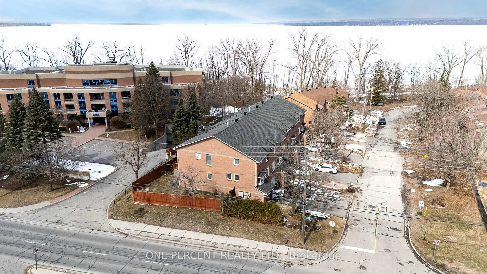 Photo 39 of 30 Maplehurst Avenue, Ottawa, Bayshore — HOMEH