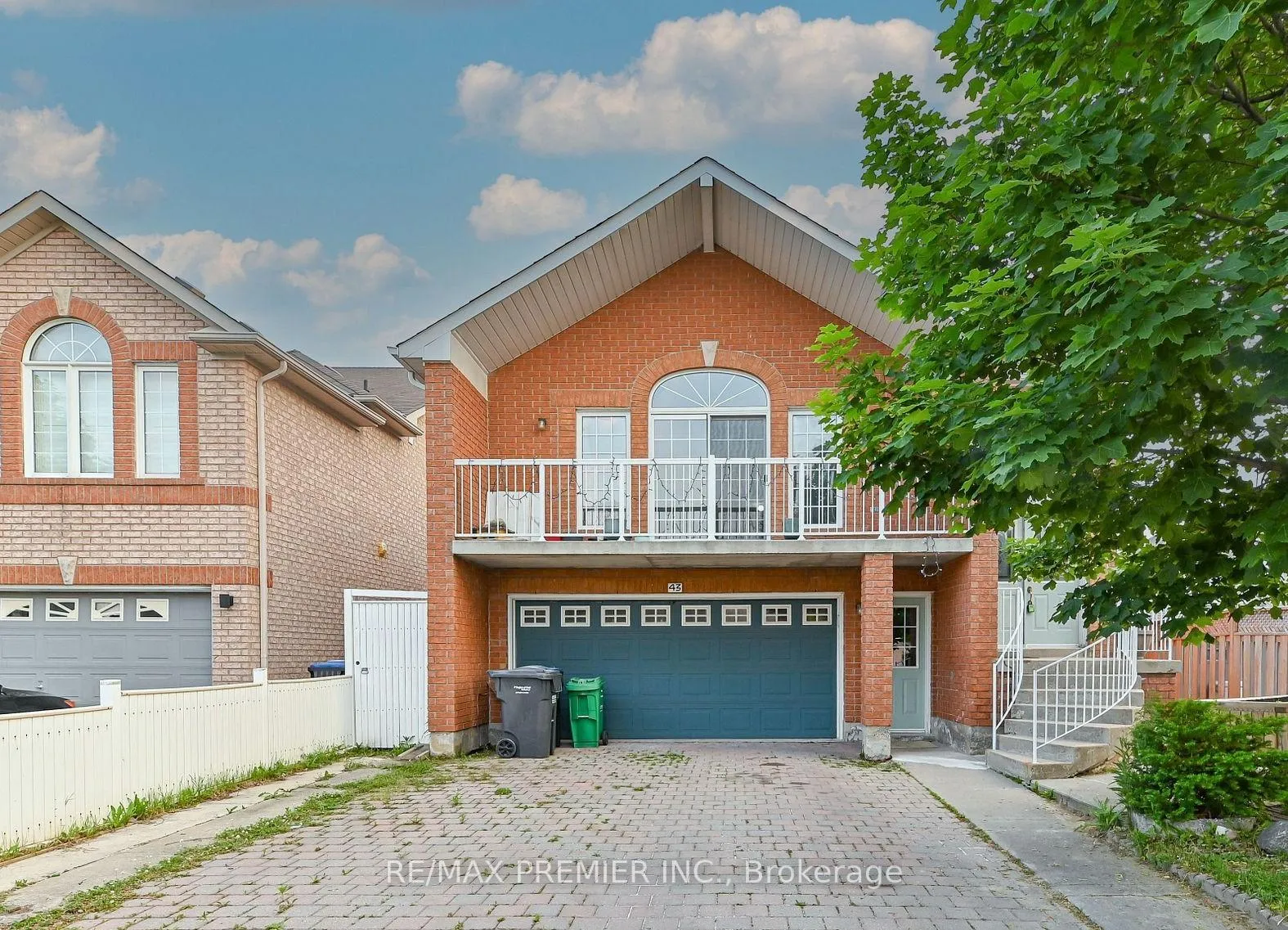 Front of 43 Wildsky Road