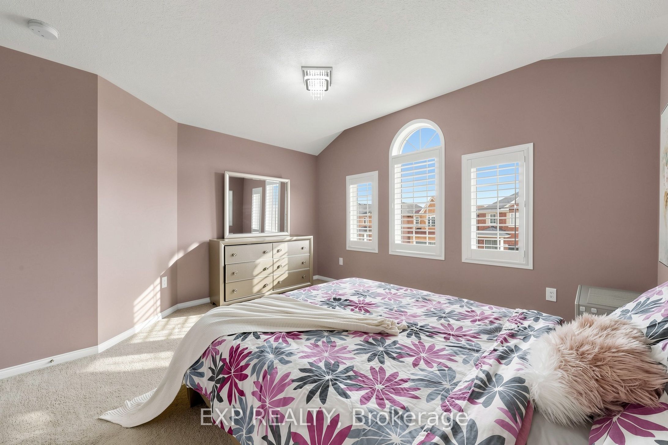 Photo 26 of 101 Cookview Drive, Brampton, Sandringham-Wellington — HOMEH