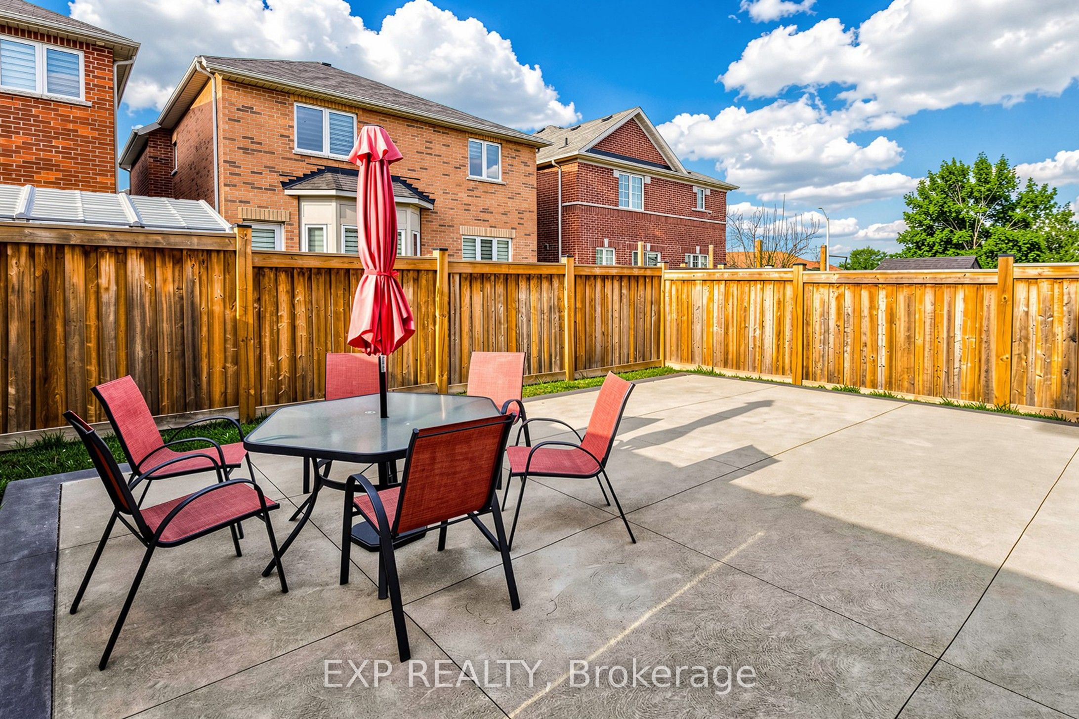 Photo 48 of 101 Cookview Drive, Brampton, Sandringham-Wellington — HOMEH
