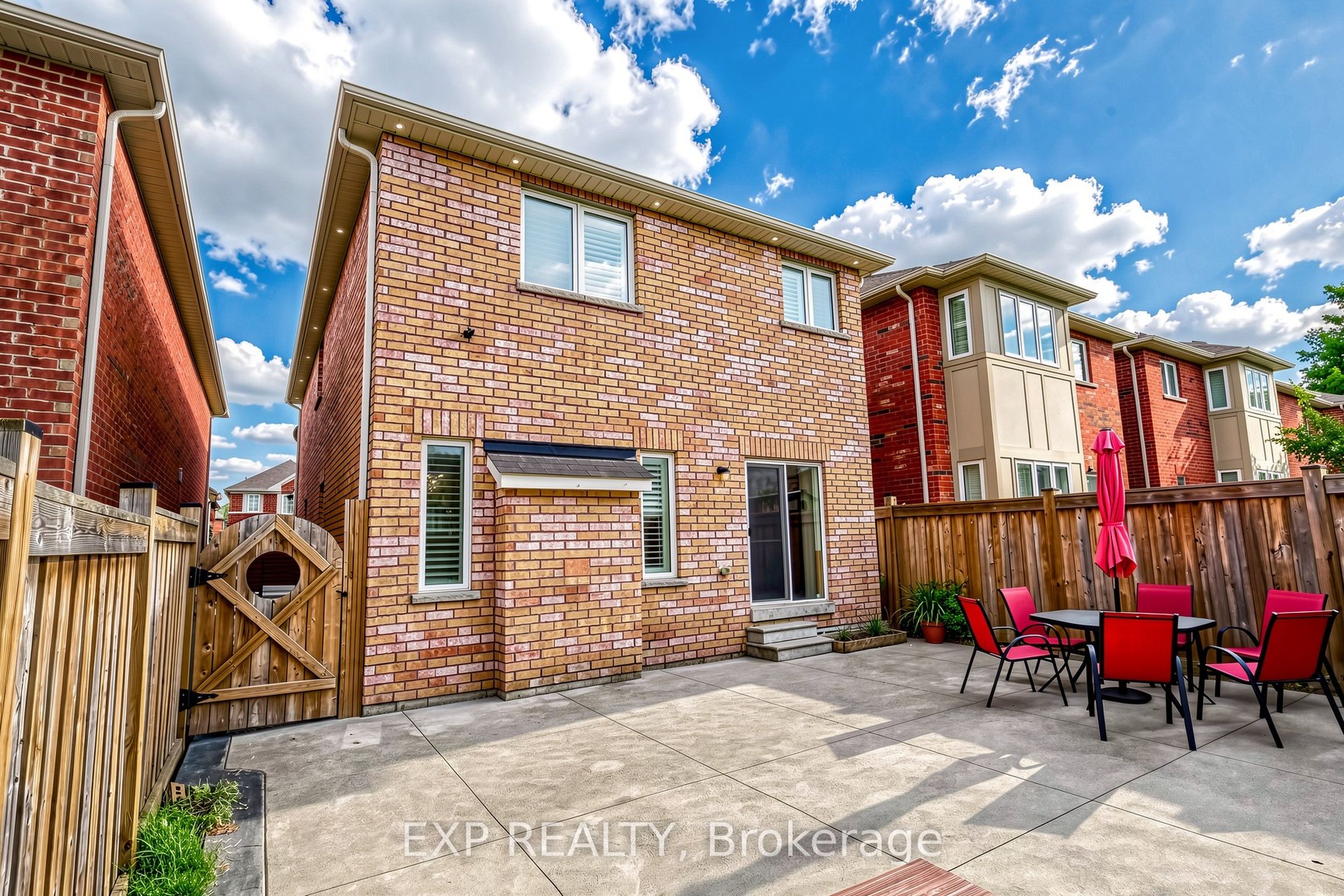 Photo 45 of 101 Cookview Drive, Brampton, Sandringham-Wellington — HOMEH