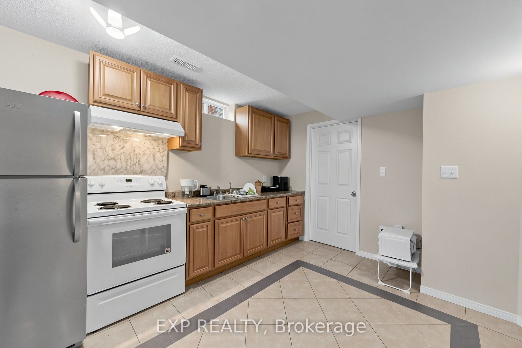 Photo 36 of 101 Cookview Drive, Brampton, Sandringham-Wellington — HOMEH
