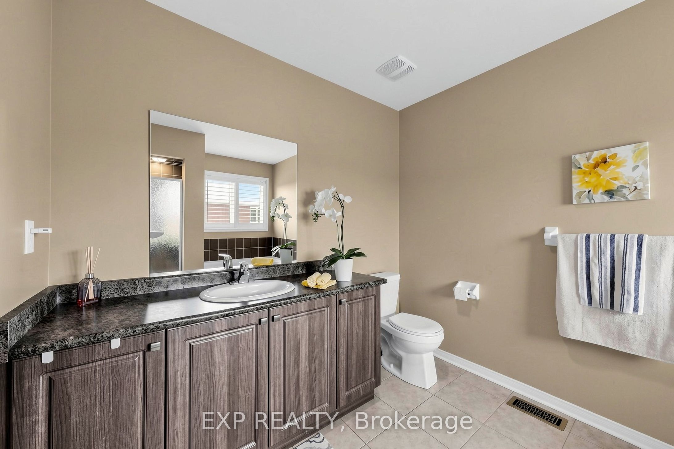 Photo 21 of 101 Cookview Drive, Brampton, Sandringham-Wellington — HOMEH